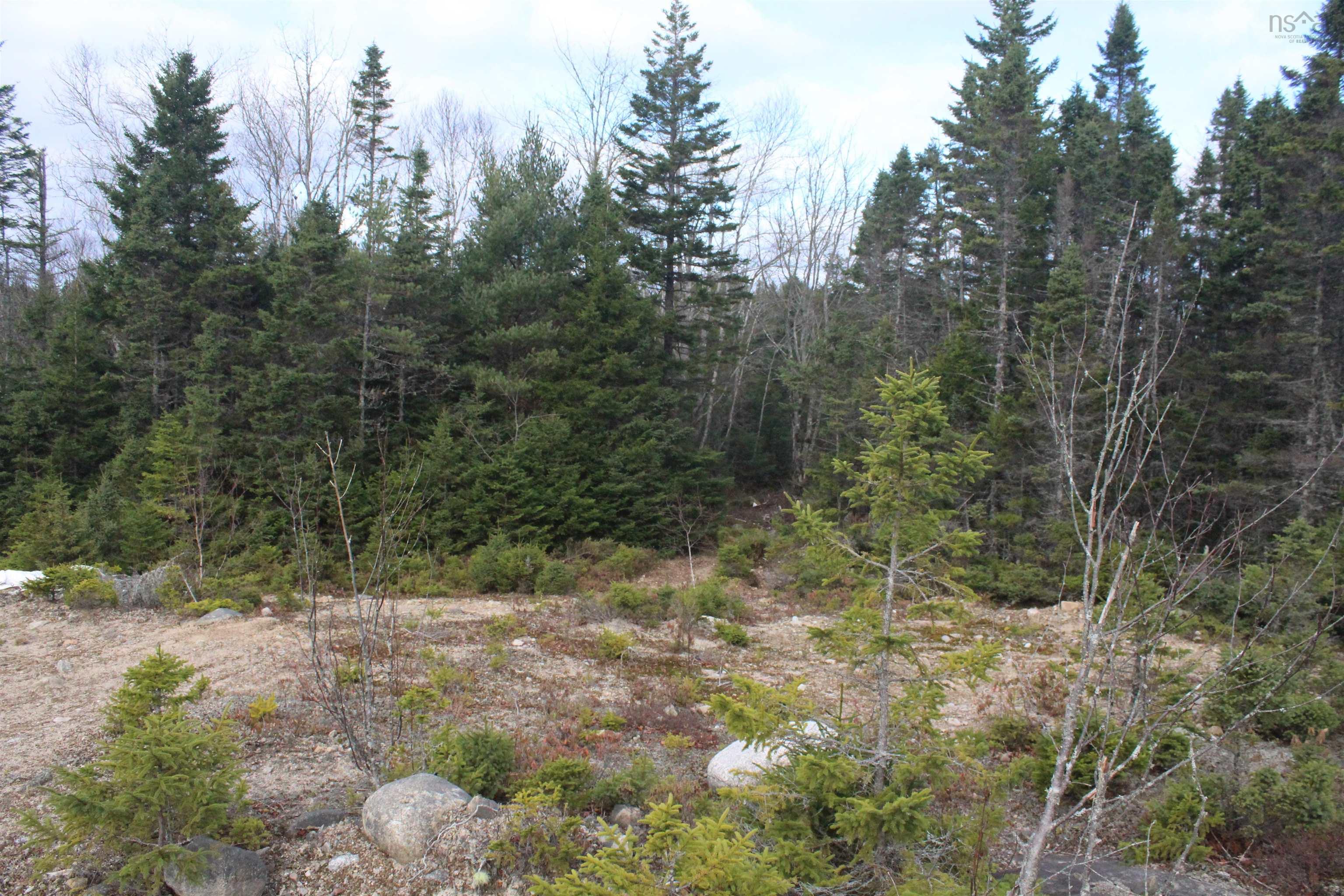 $625,000.00: 103 Highway, Head Of St. Margarets Bay