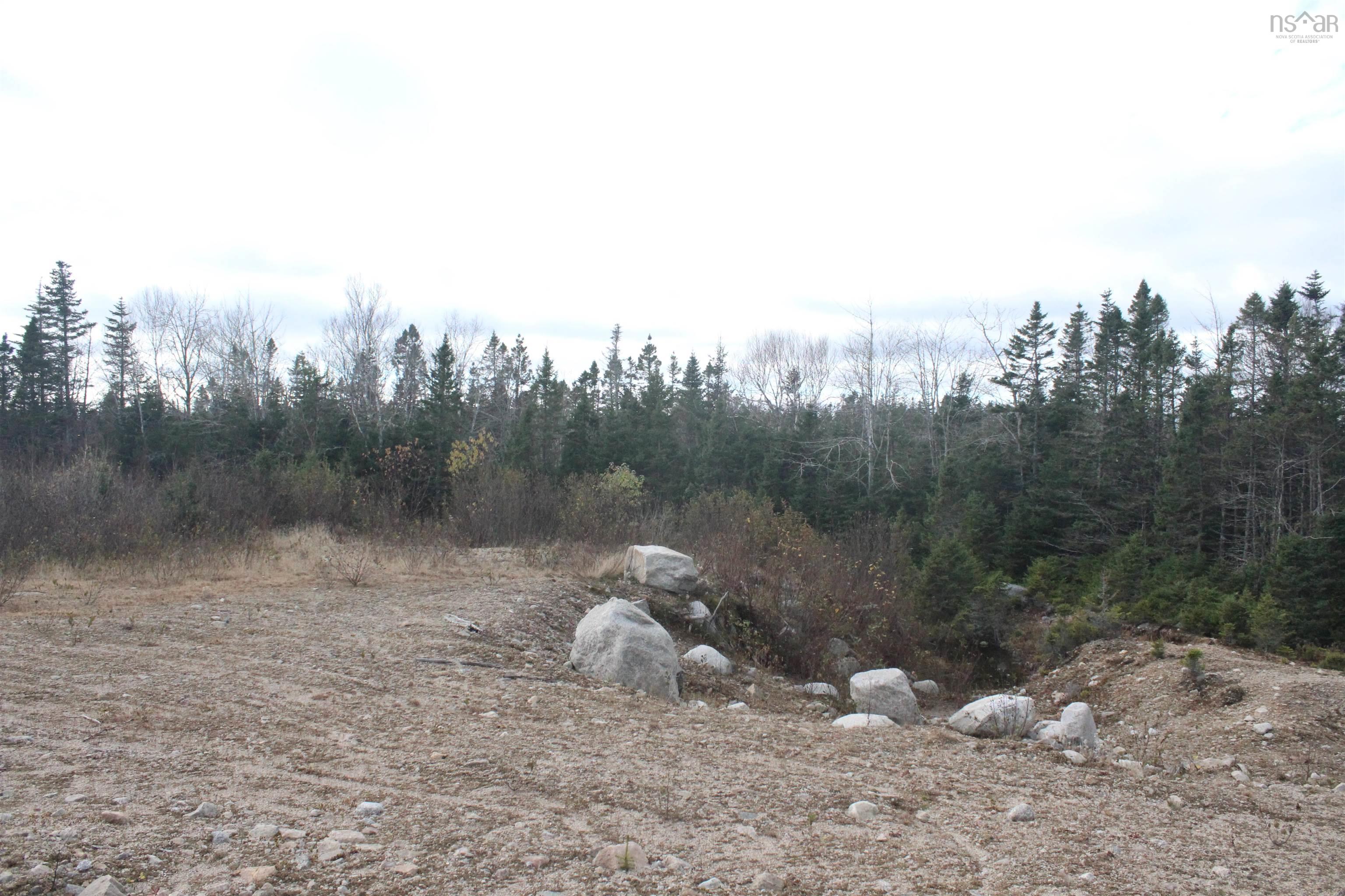 $625,000.00: 103 Highway, Head Of St. Margarets Bay