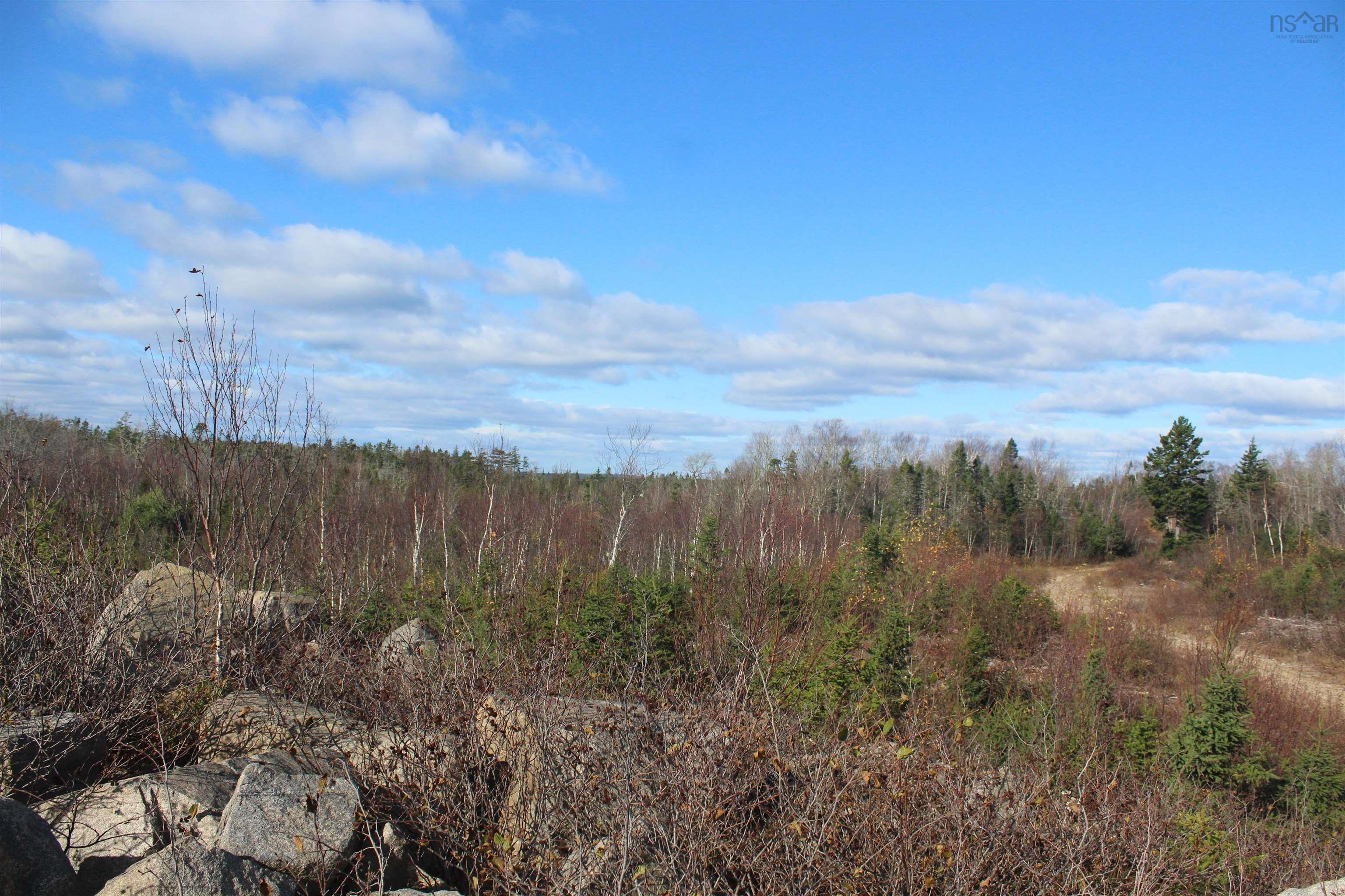 $625,000.00: 103 Highway, Head Of St. Margarets Bay