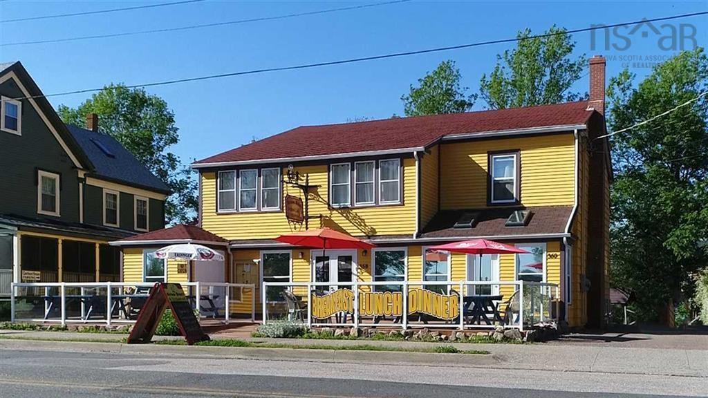 $749,000.00: 358-360 St George Street, Annapolis Royal