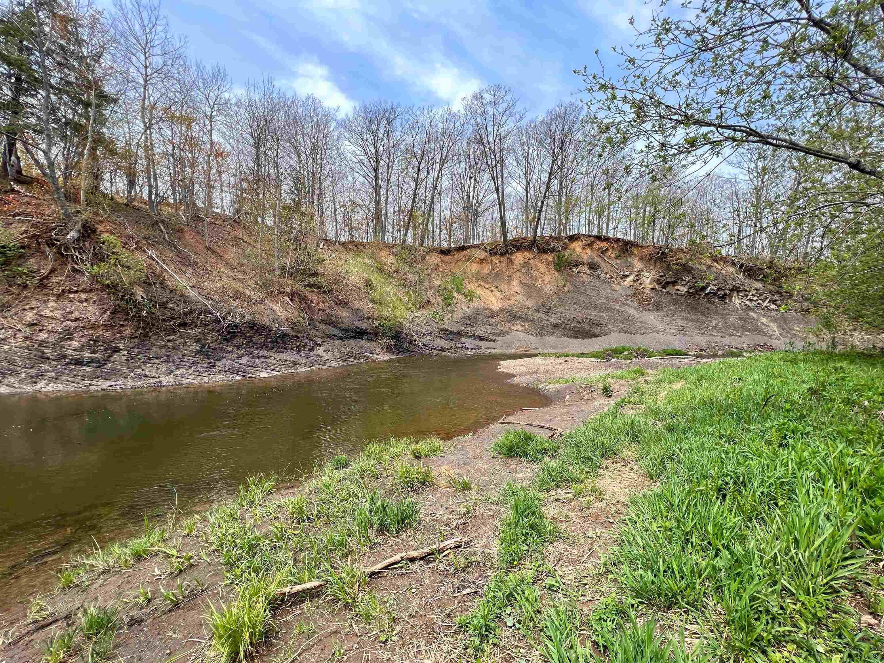 5161 East River Road 