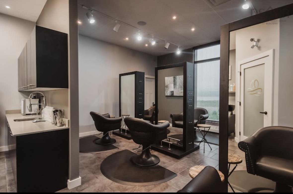 827 Bedford Highway, Bedford, NS (MLS 202301697)