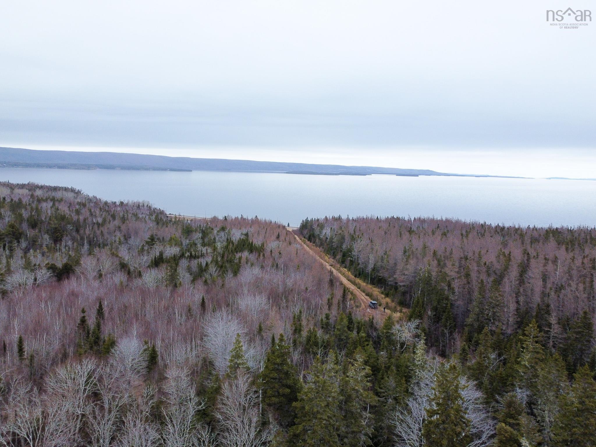 $35,000.00: Lot 6 West Bay Highway, Dundee