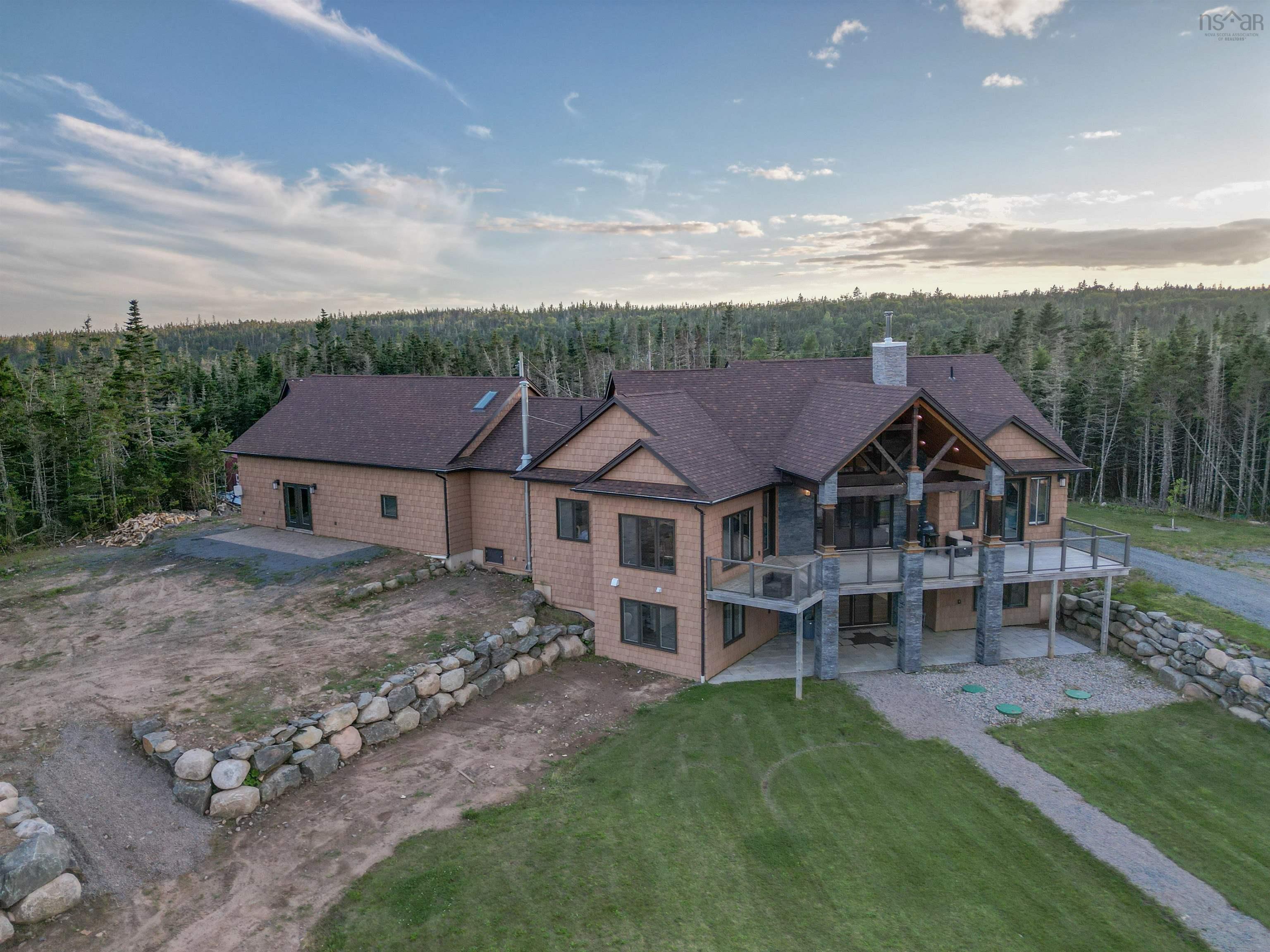 $1,199,000.00: 3993 Clam Harbour Road, Clam Bay