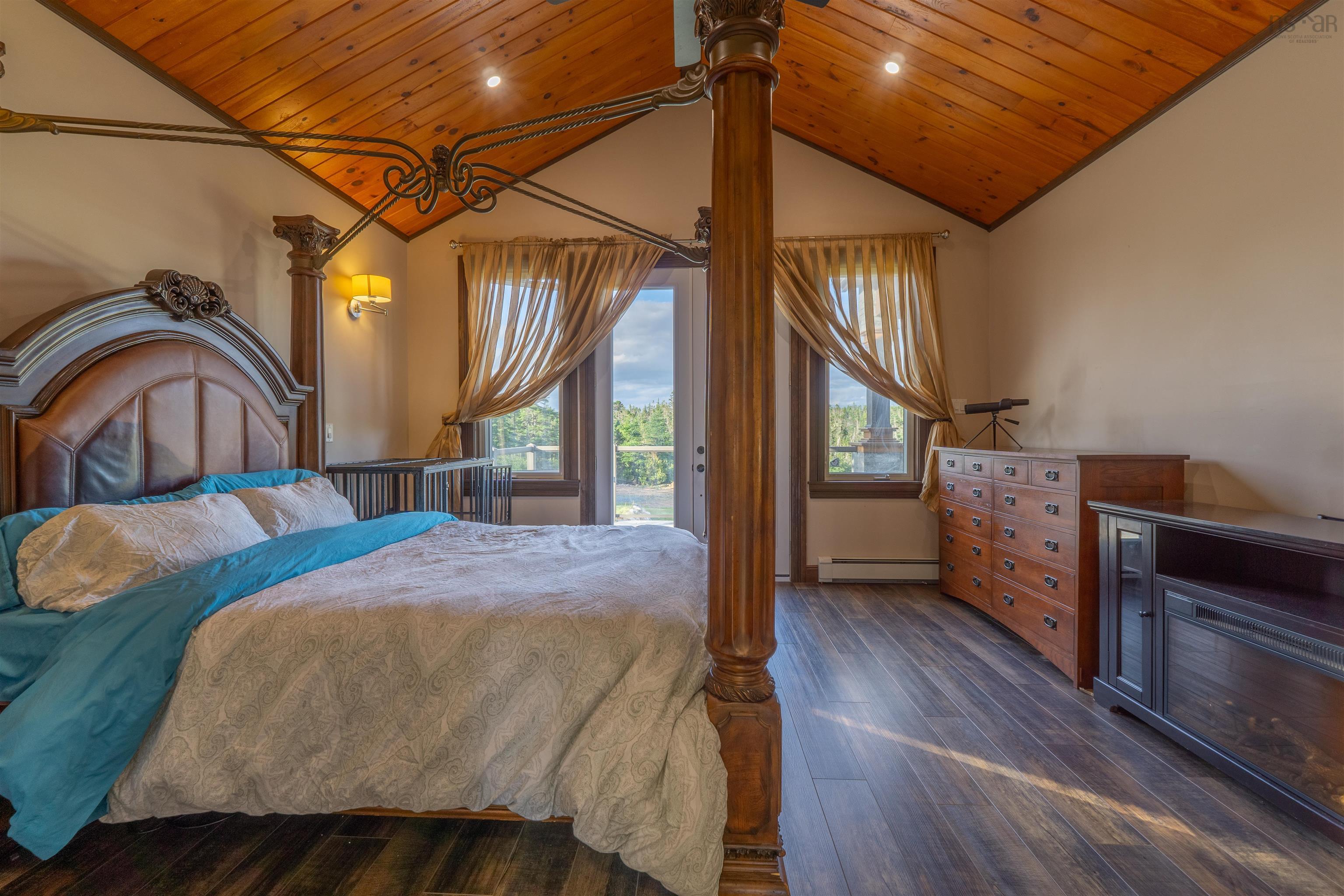 $1,199,000.00: 3993 Clam Harbour Road, Clam Bay