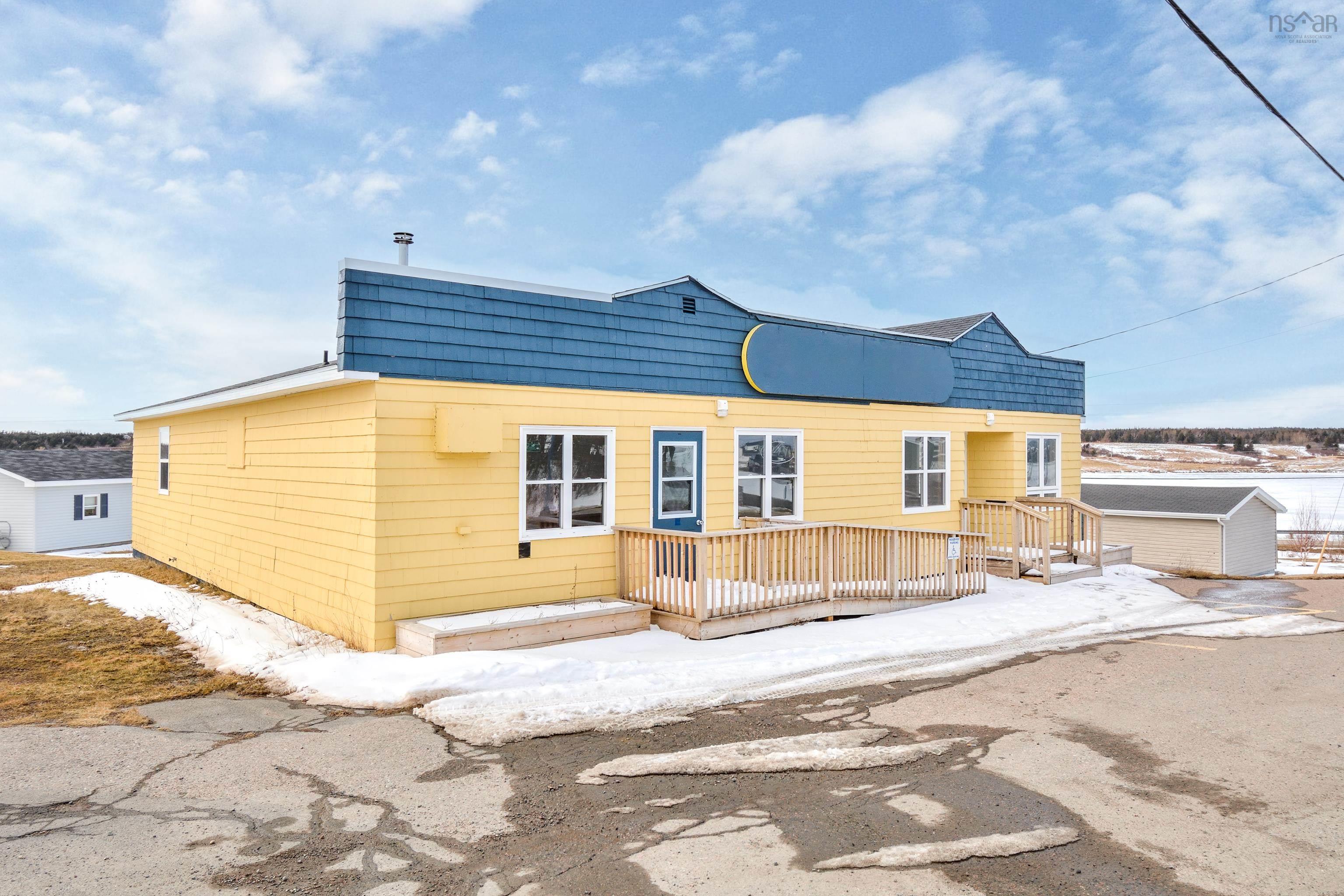 $210,000.00: 14925 Cabot Trail Road, Chéticamp