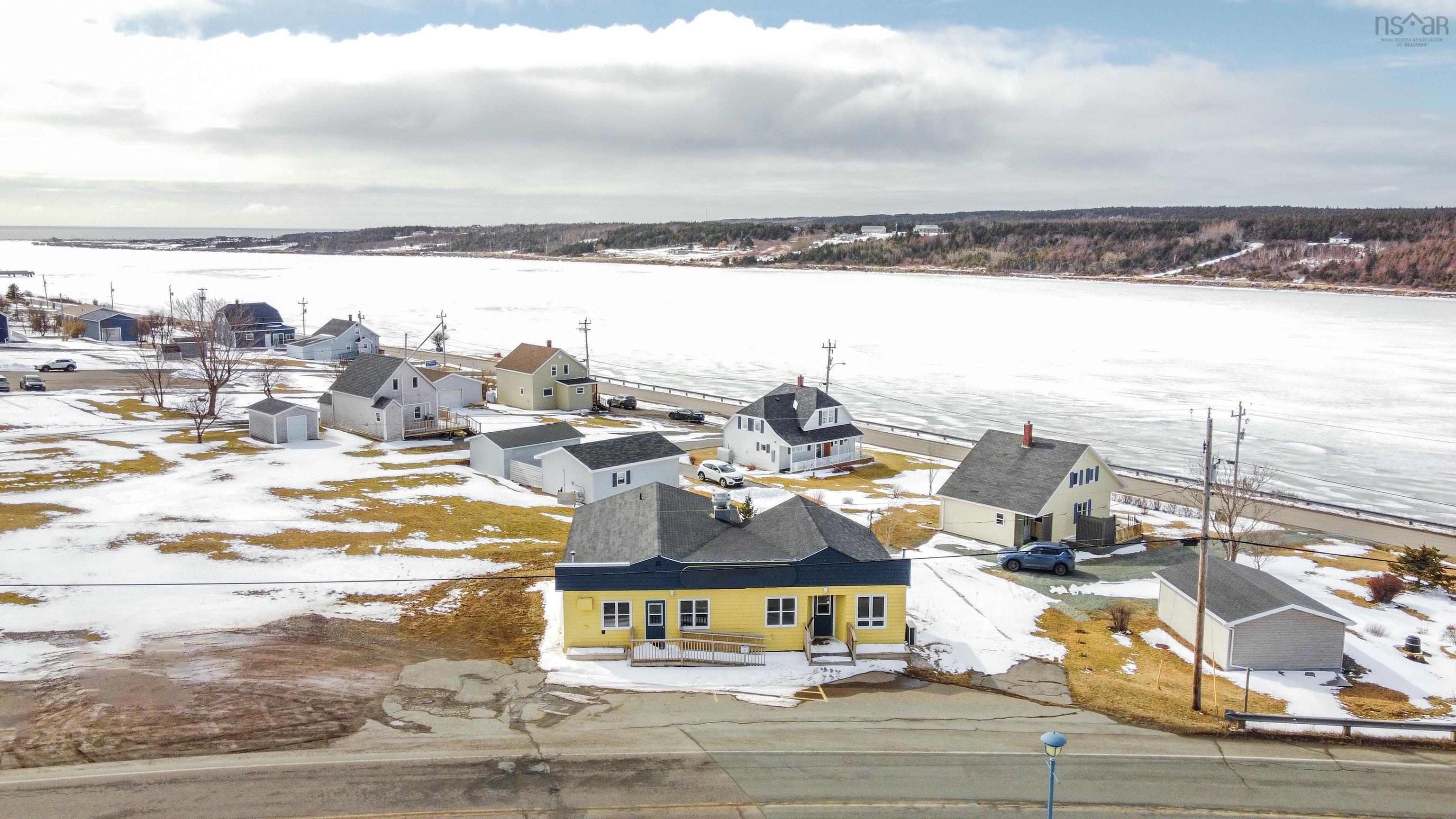 14925 CABOT TRAIL ROAD, CHÉTICAMP, NS B0E 1H0 Anne Pryde REALTOR®