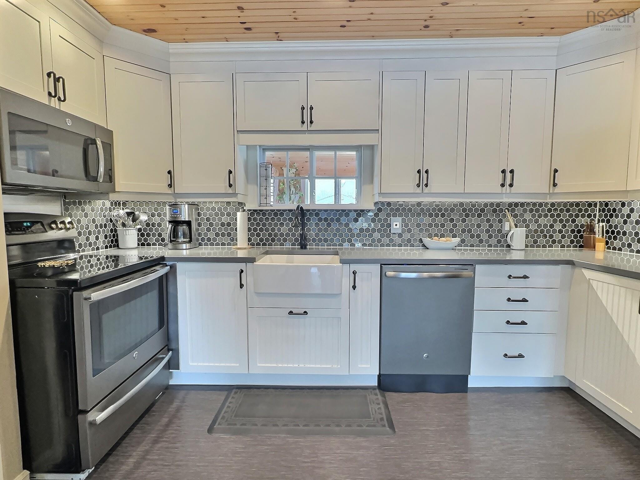 $550,000.00: 1419 Ashdale Road, South Rawdon