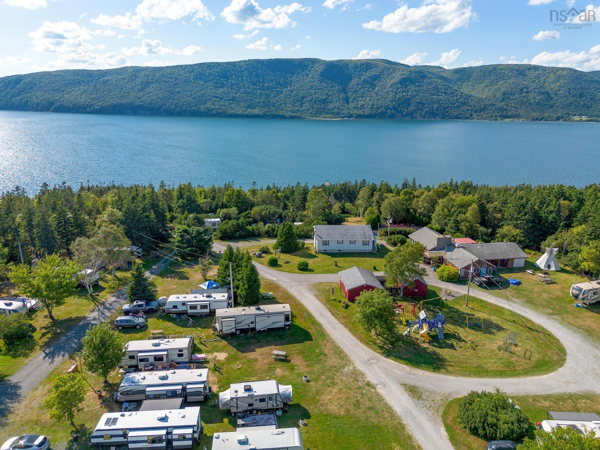 $950,000.00: 940 Highway 312, Englishtown