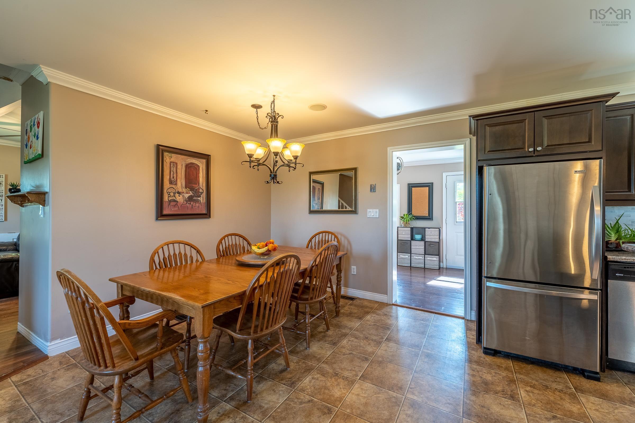 $279,000.00: 901 Doucetteville Road, Doucetteville