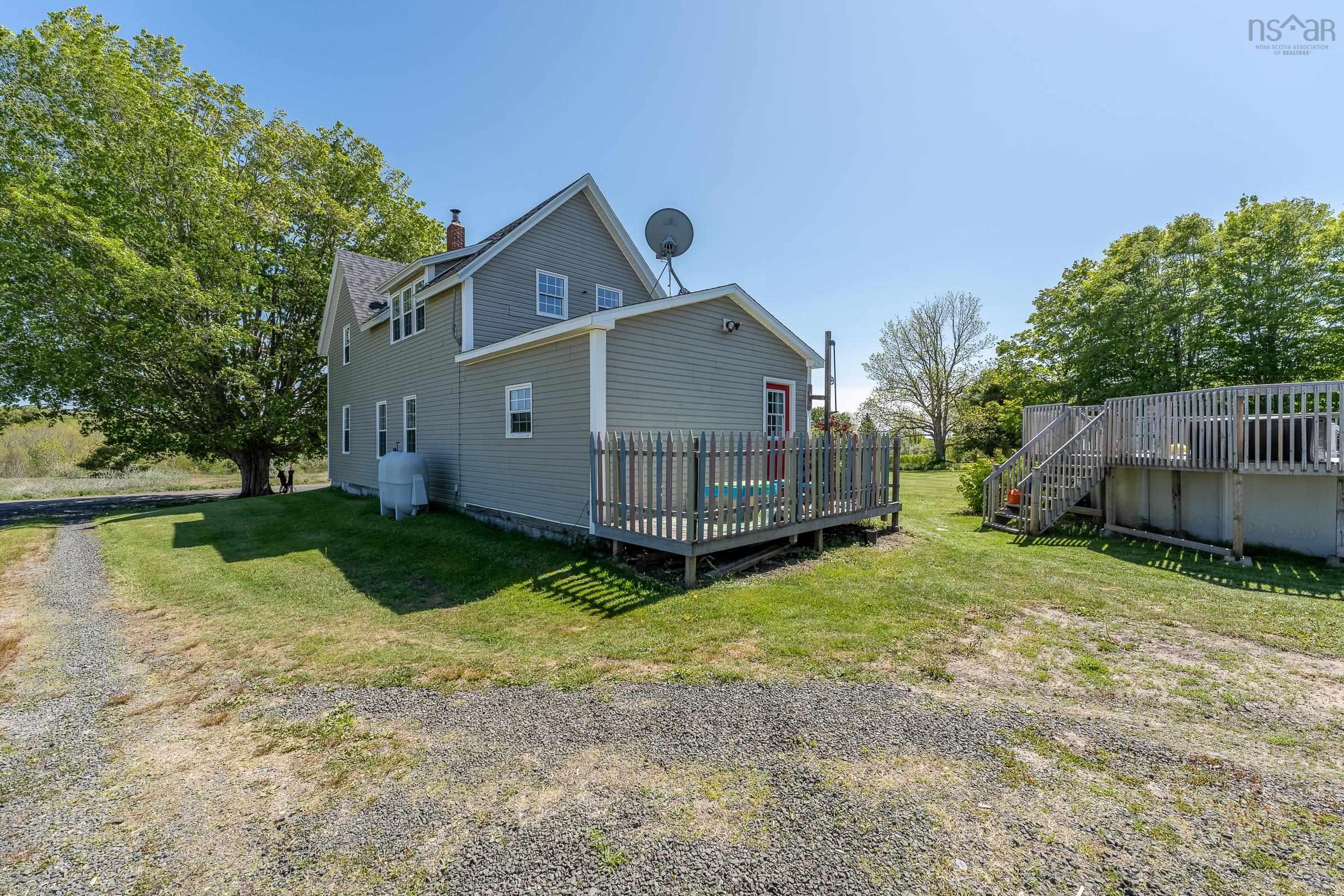 $279,000.00: 901 Doucetteville Road, Doucetteville