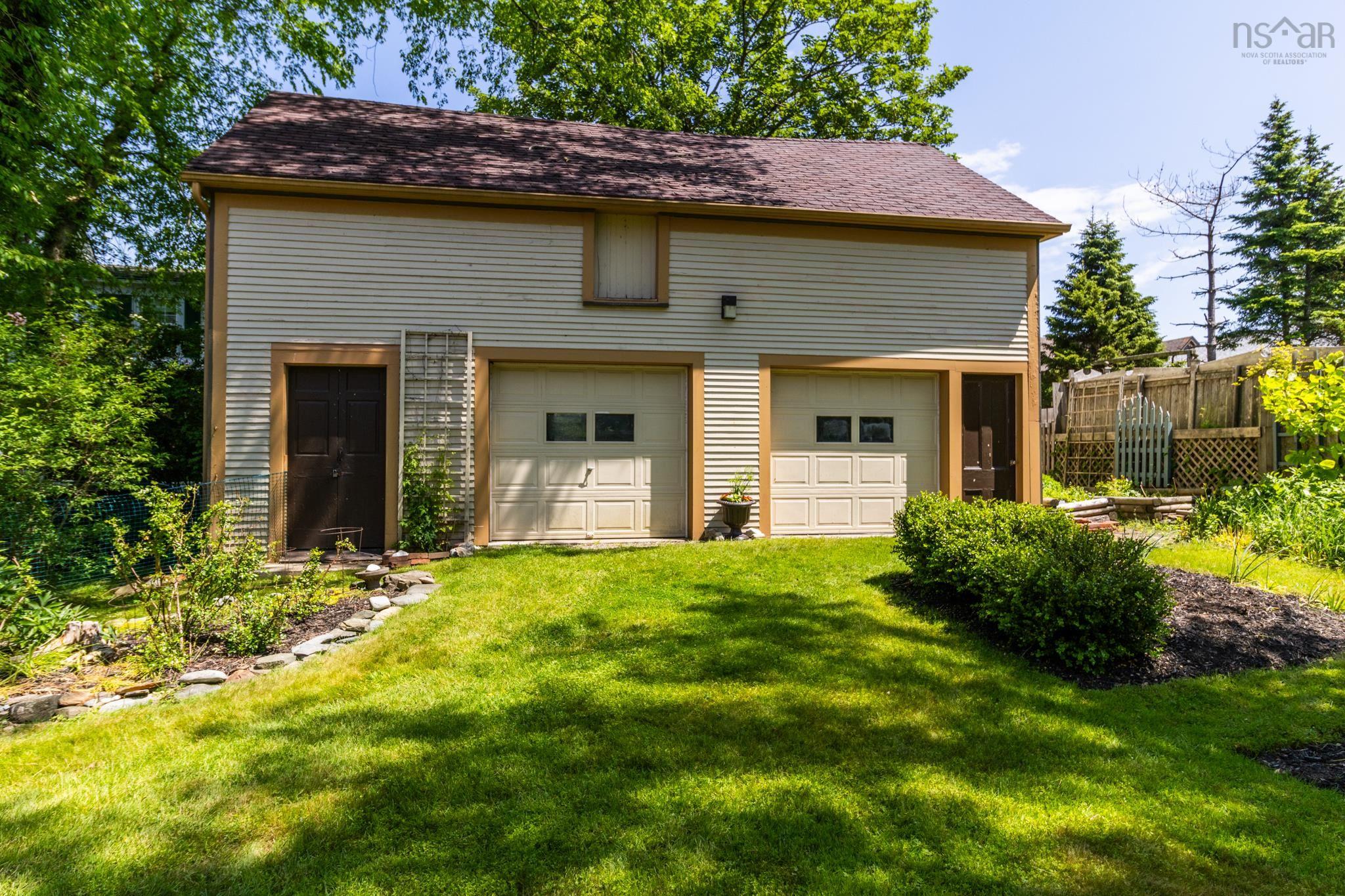 $594,000.00: 15 Elm Street, Yarmouth