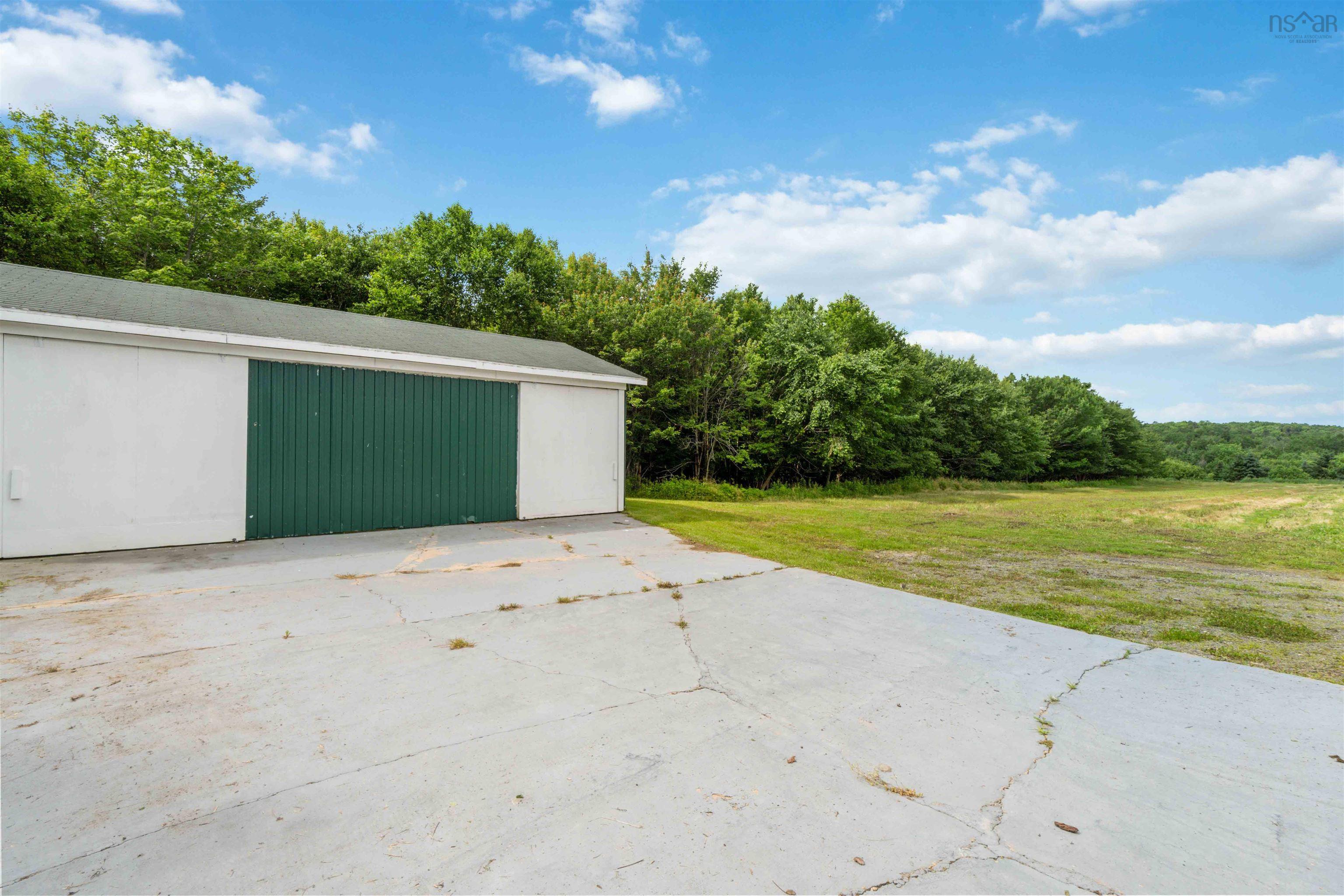 $260,000.00: 1272 Hilltown Road, Hilltown