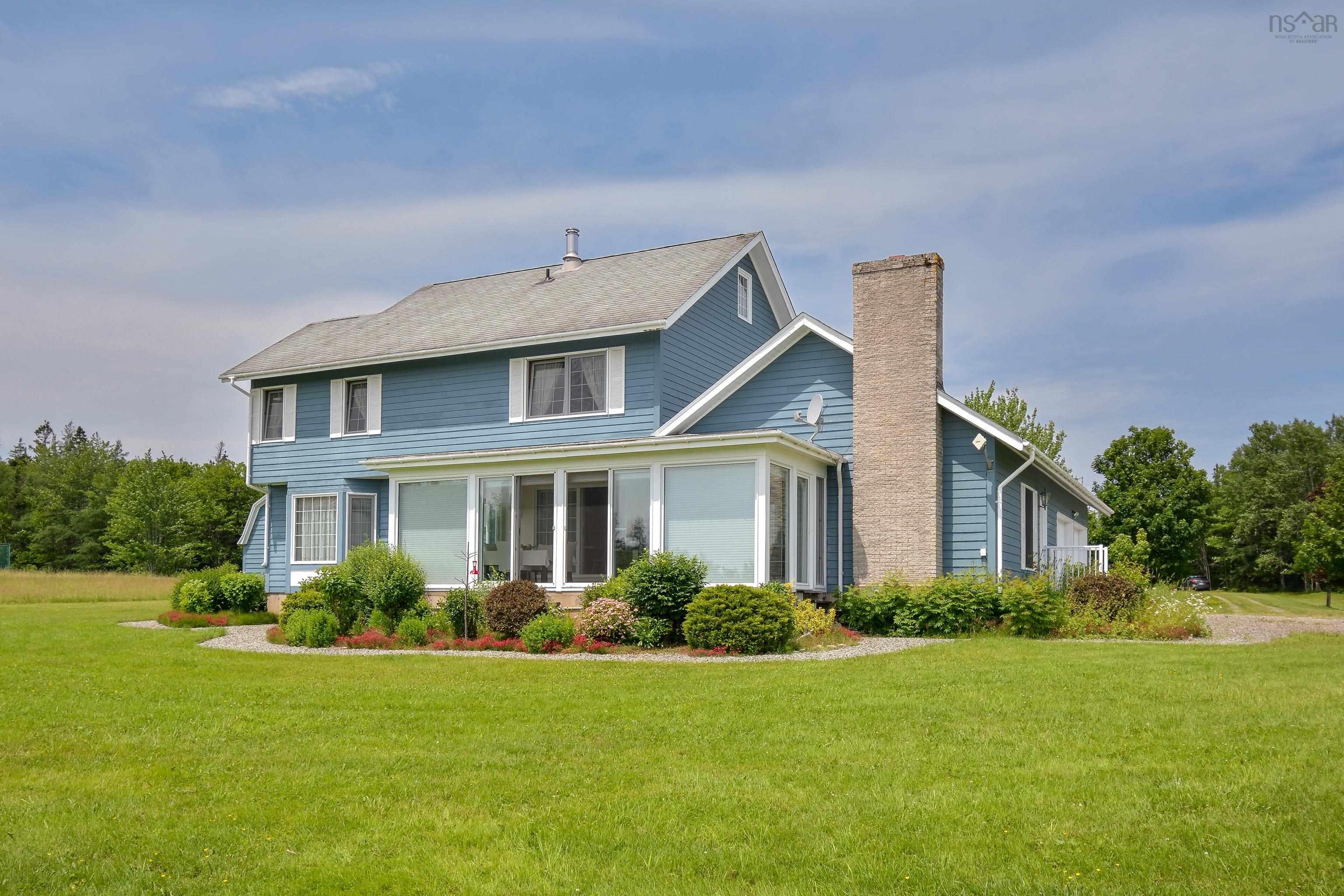 $1,499,000.00: 632 Orangedale Iona Rd, West Alba