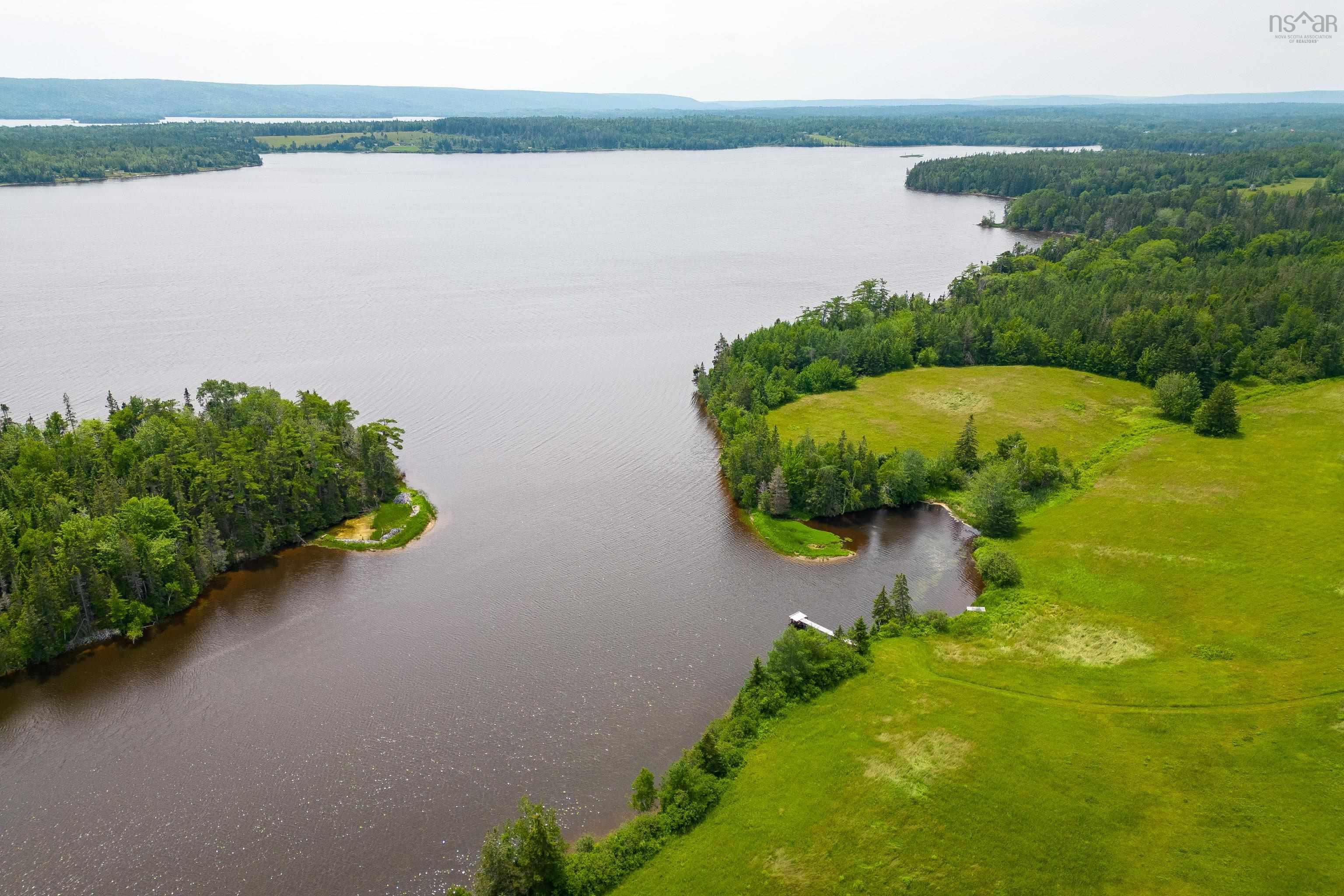 $1,499,000.00: 632 Orangedale Iona Rd, West Alba