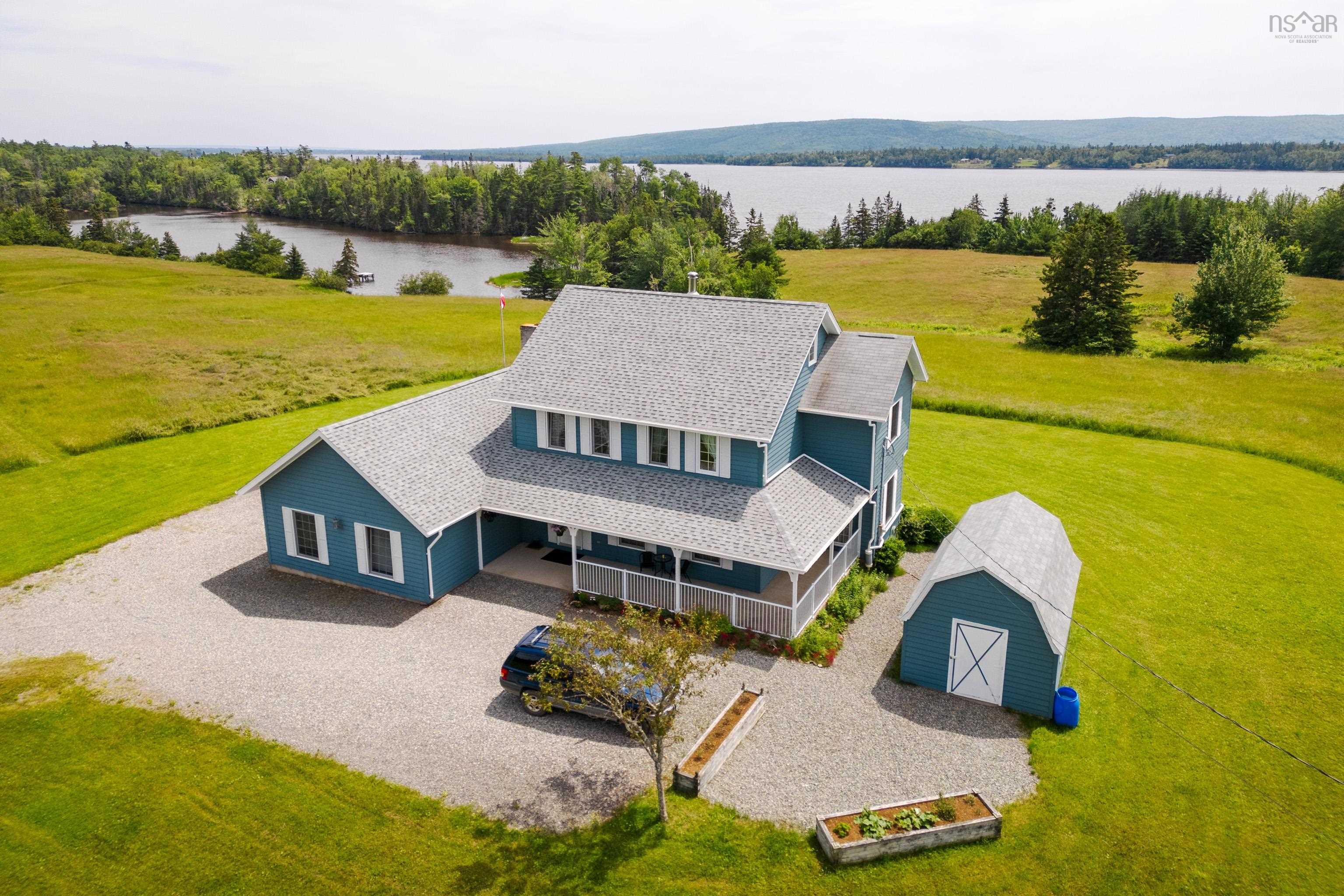 $1,499,000.00: 632 Orangedale Iona Rd, West Alba