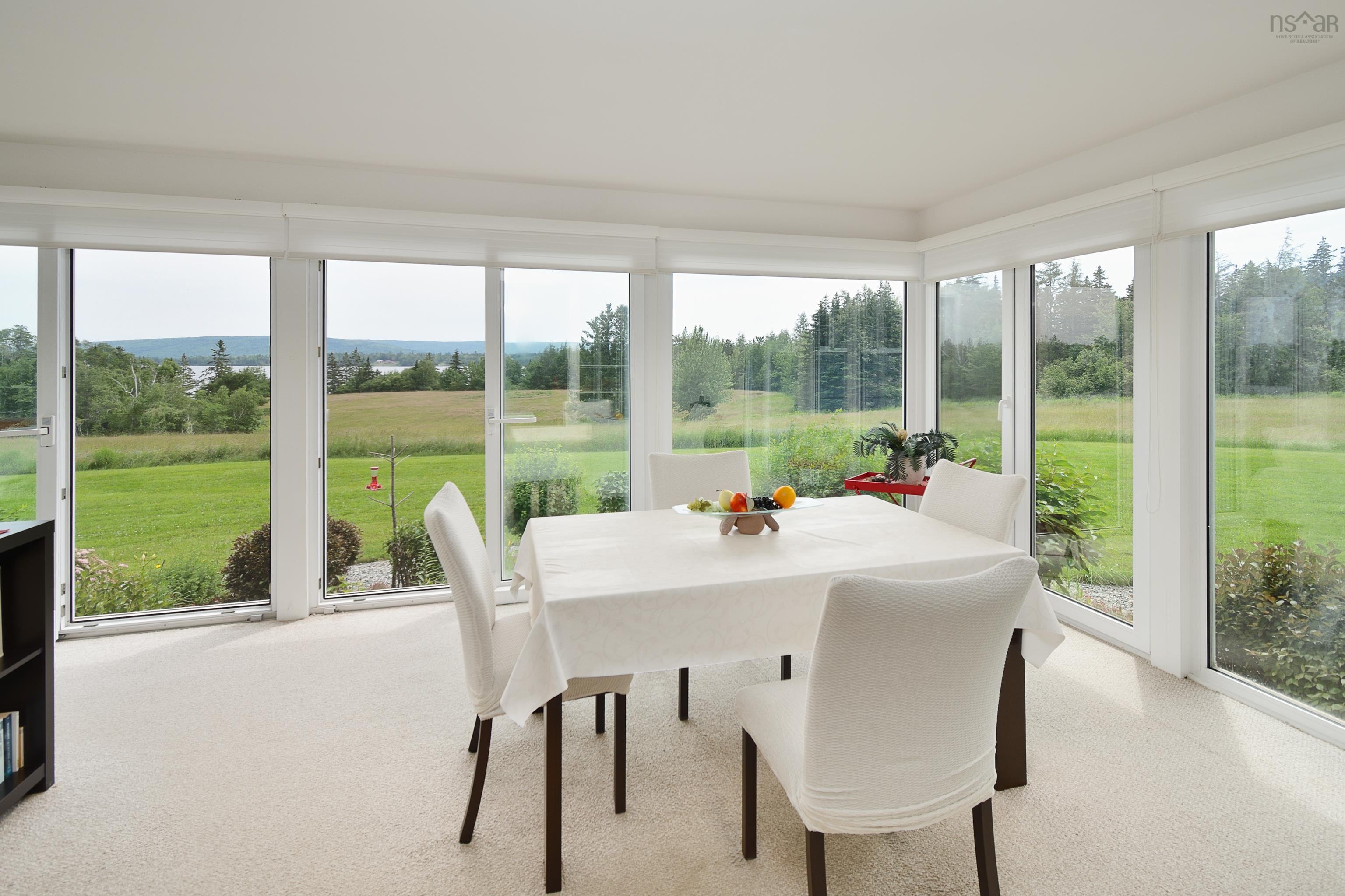 $1,499,000.00: 632 Orangedale Iona Rd, West Alba