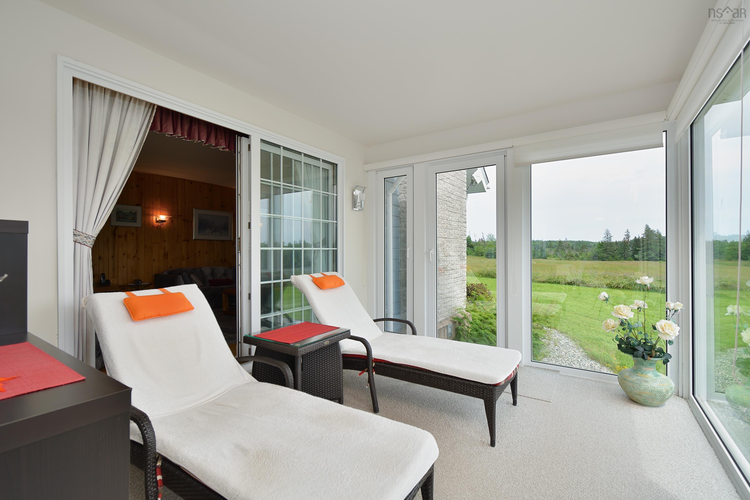 $1,499,000.00: 632 Orangedale Iona Rd, West Alba