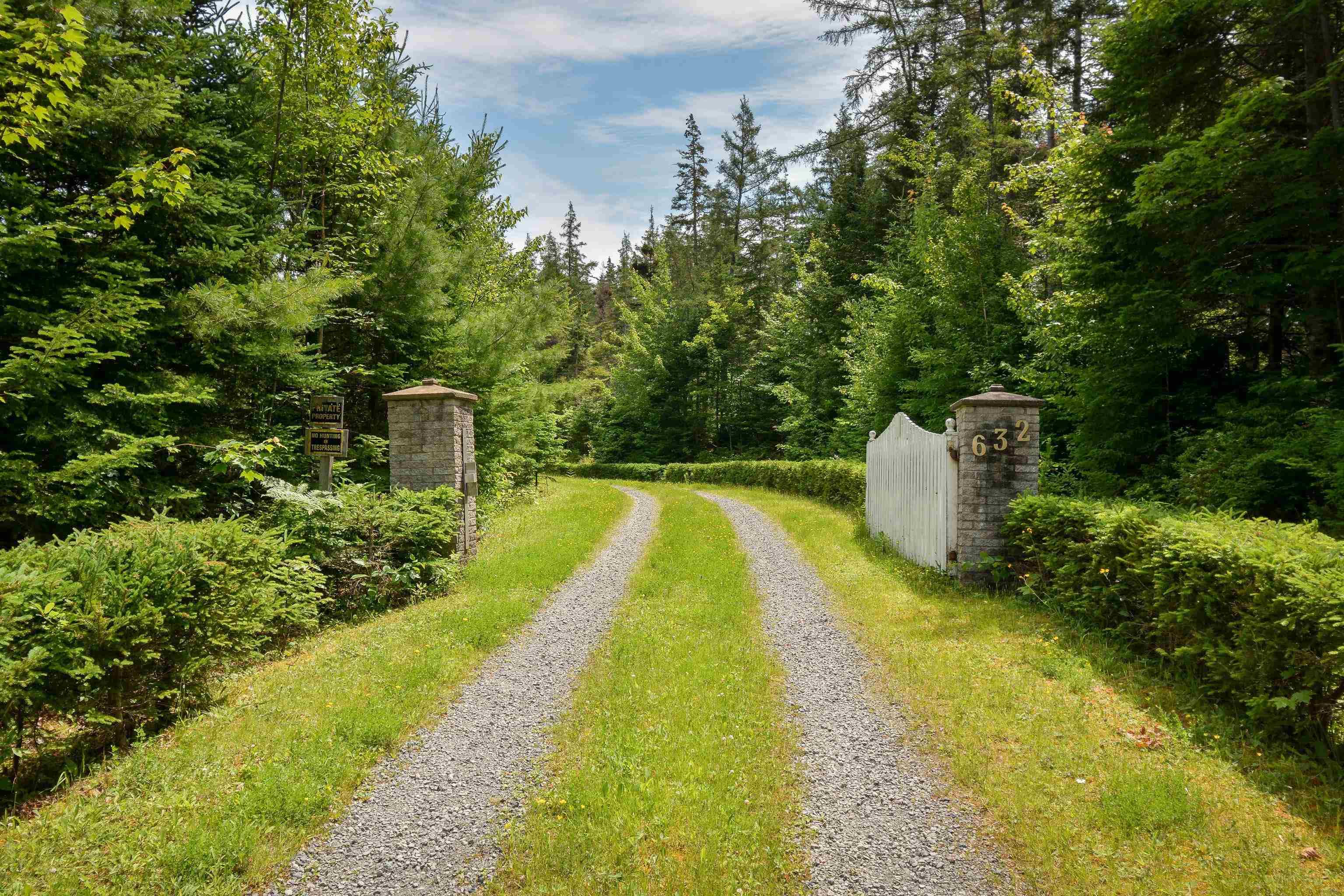 $1,499,000.00: 632 Orangedale Iona Rd, West Alba