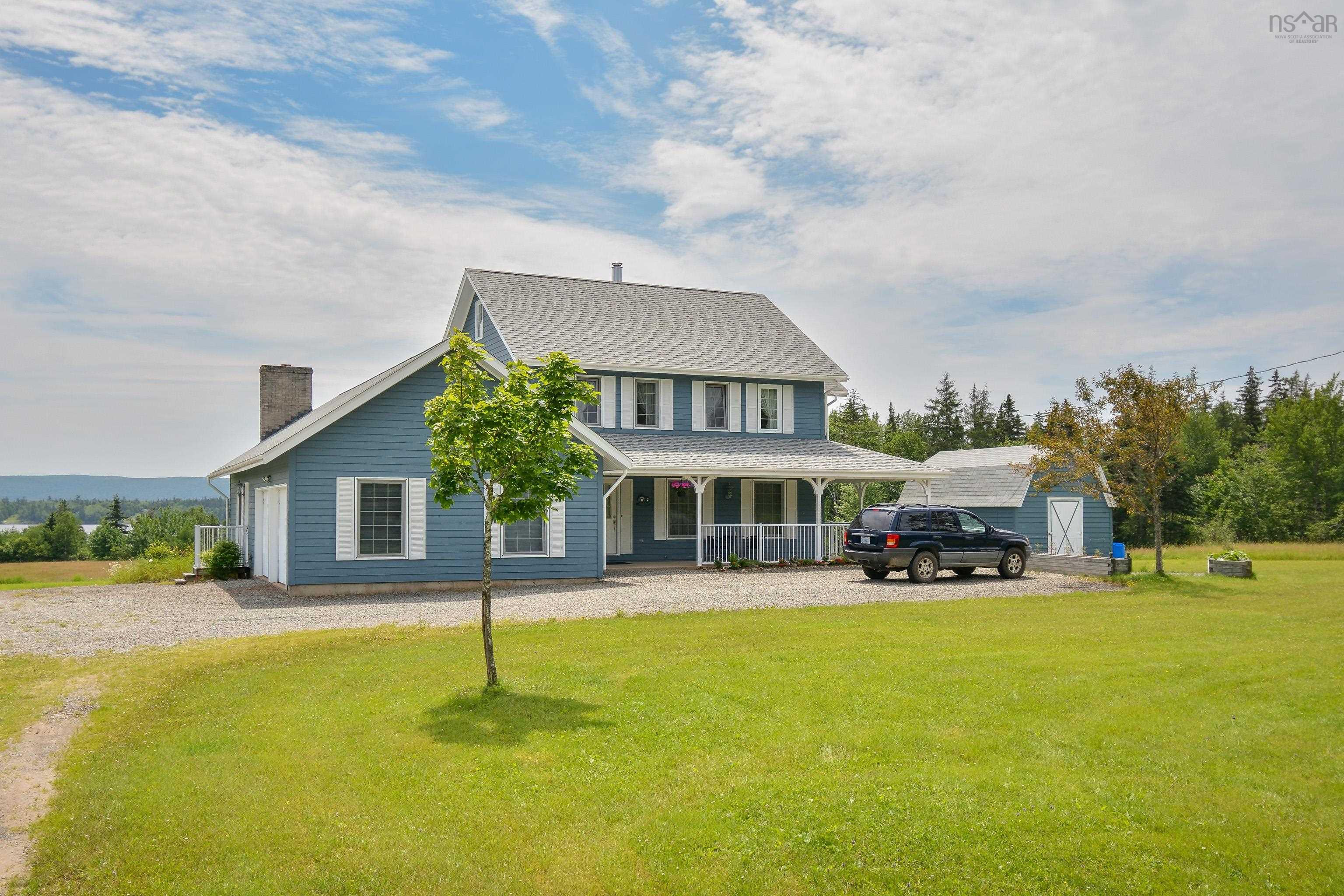 $1,499,000.00: 632 Orangedale Iona Rd, West Alba