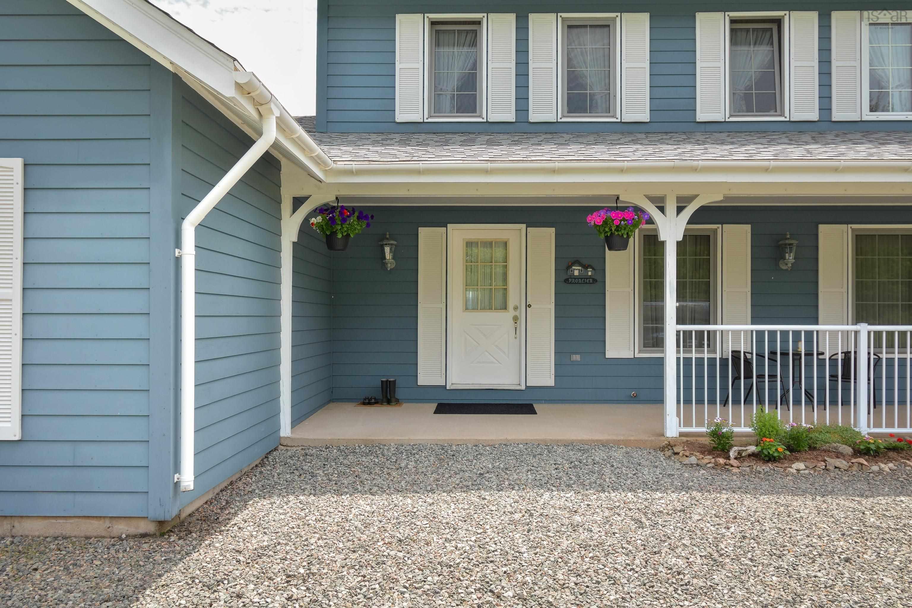 $1,499,000.00: 632 Orangedale Iona Rd, West Alba