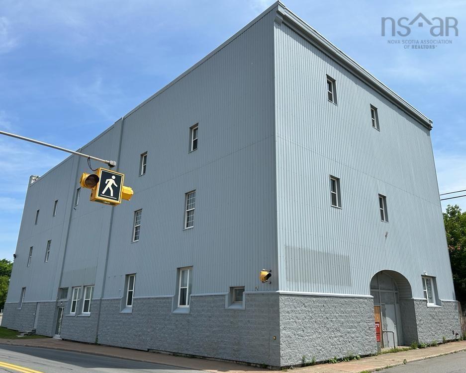 $1,399,900.00: 151 Provost Street, New Glasgow