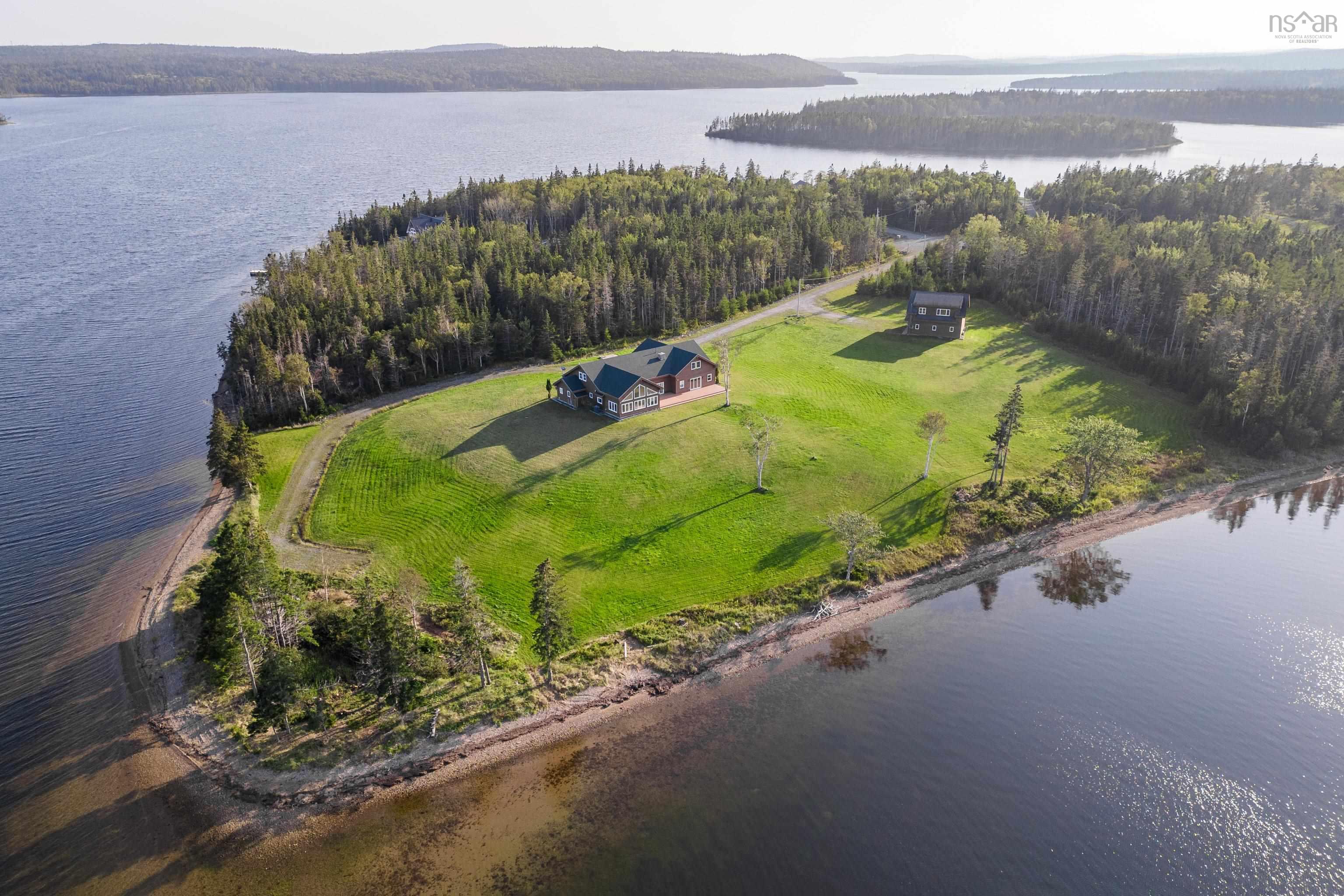 $1,790,000.00: 489&485 Maple Dr Drive, Cape George