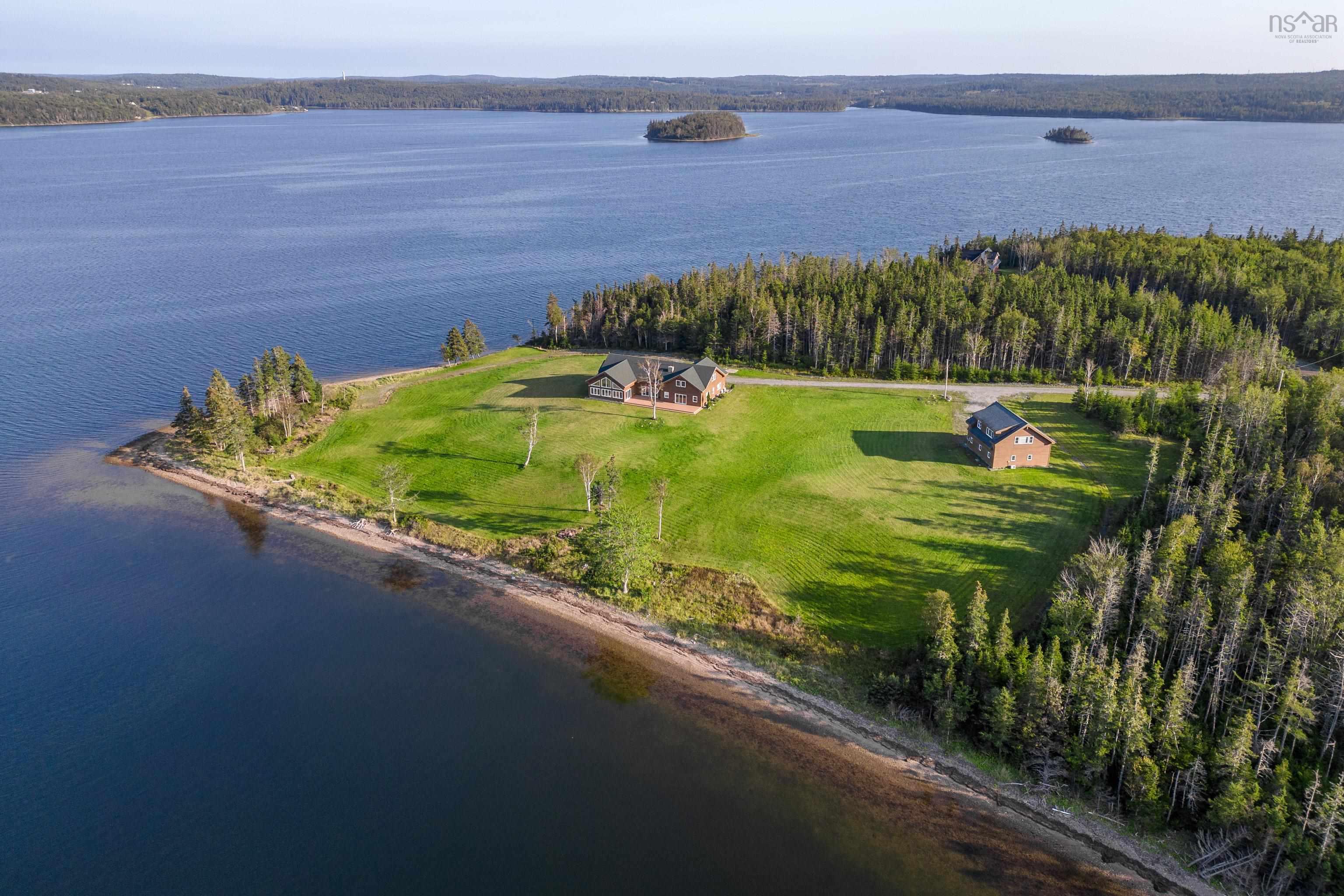 $1,790,000.00: 489&485 Maple Dr Drive, Cape George