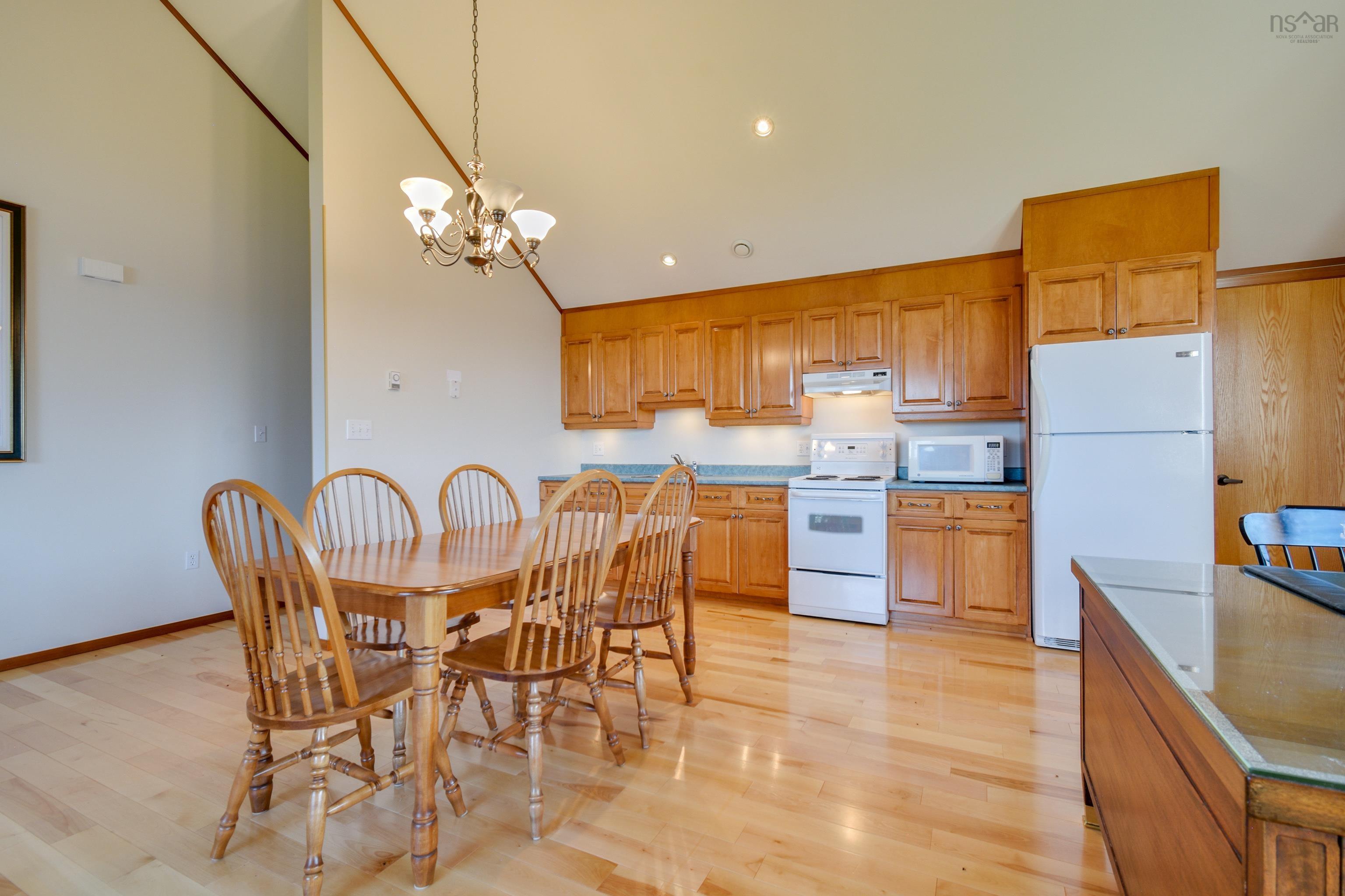 $1,790,000.00: 489&485 Maple Dr Drive, Cape George