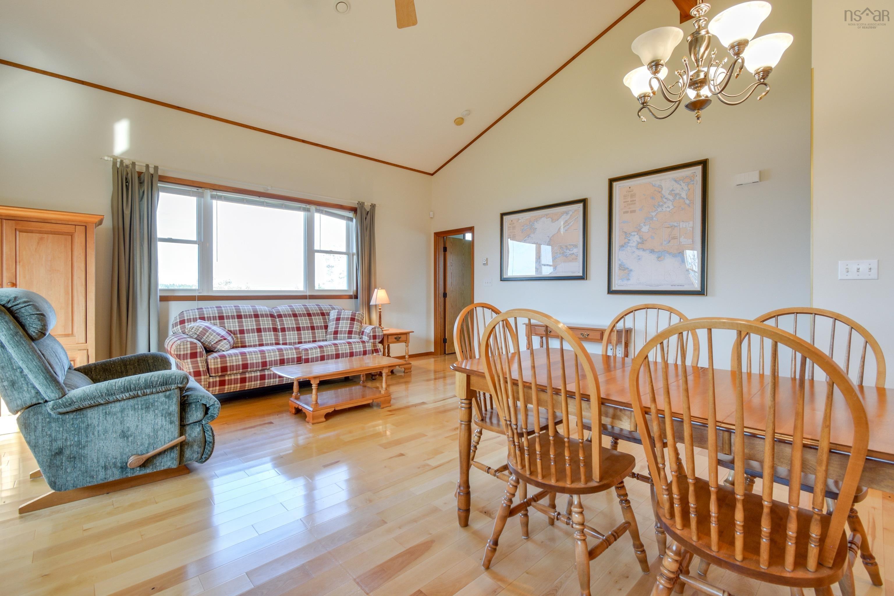 $1,790,000.00: 489&485 Maple Dr Drive, Cape George