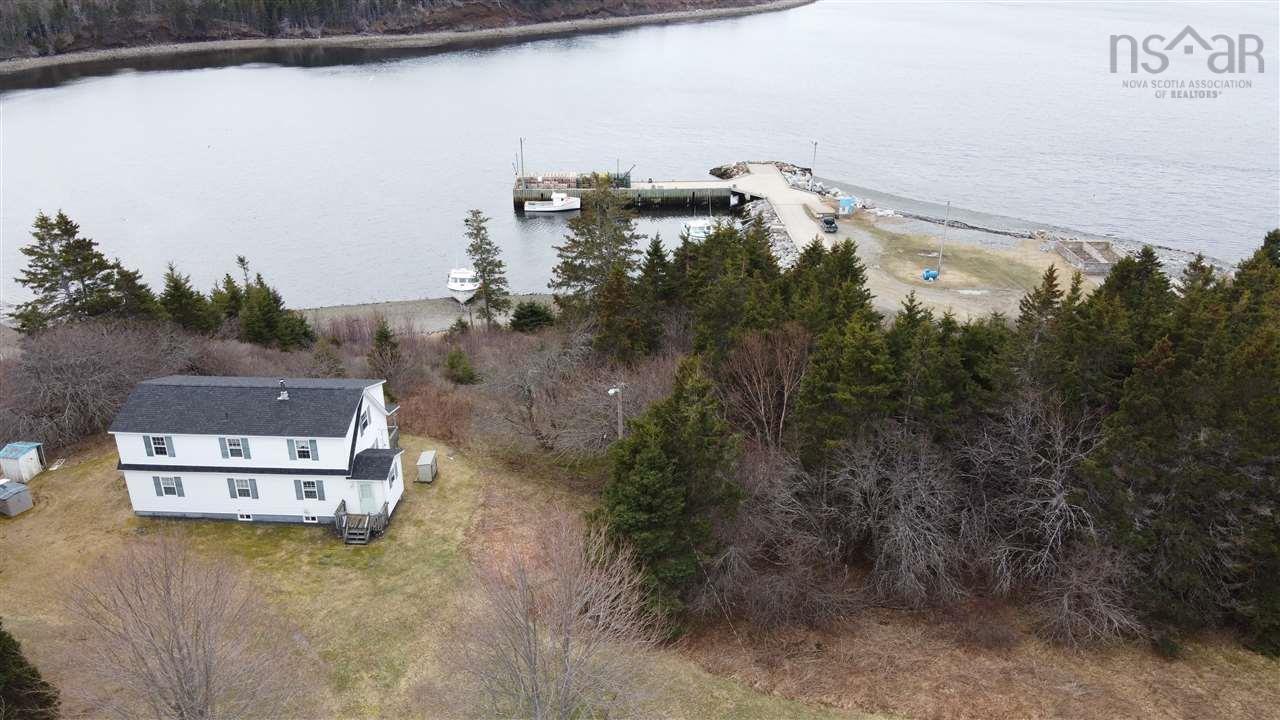 $299,900.00: 147 Hendsbee Wharf Road, Queensport