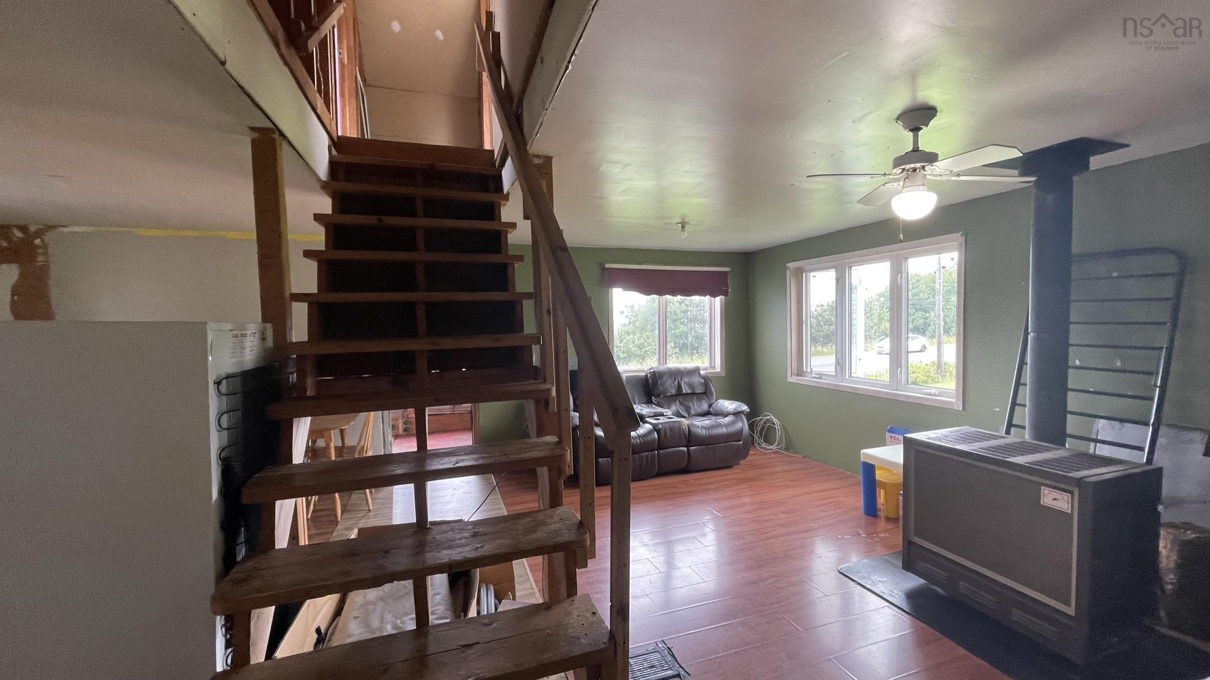 $158,000.00: 6674 Highway 101, Gilberts Cove