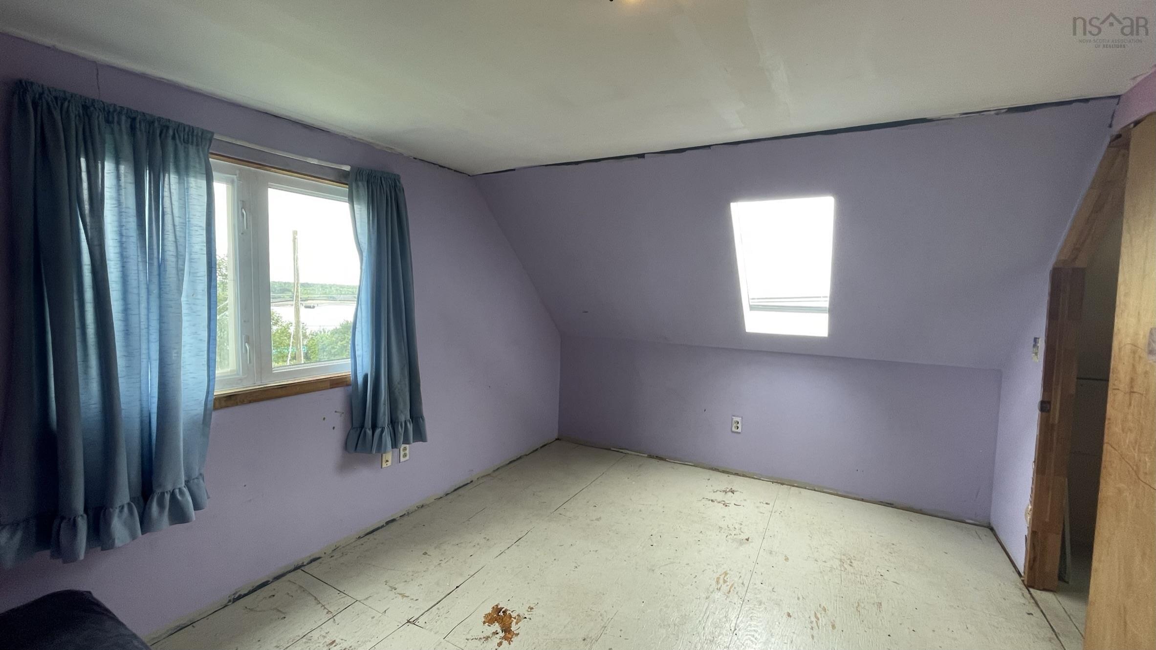 $158,000.00: 6674 Highway 101, Gilberts Cove