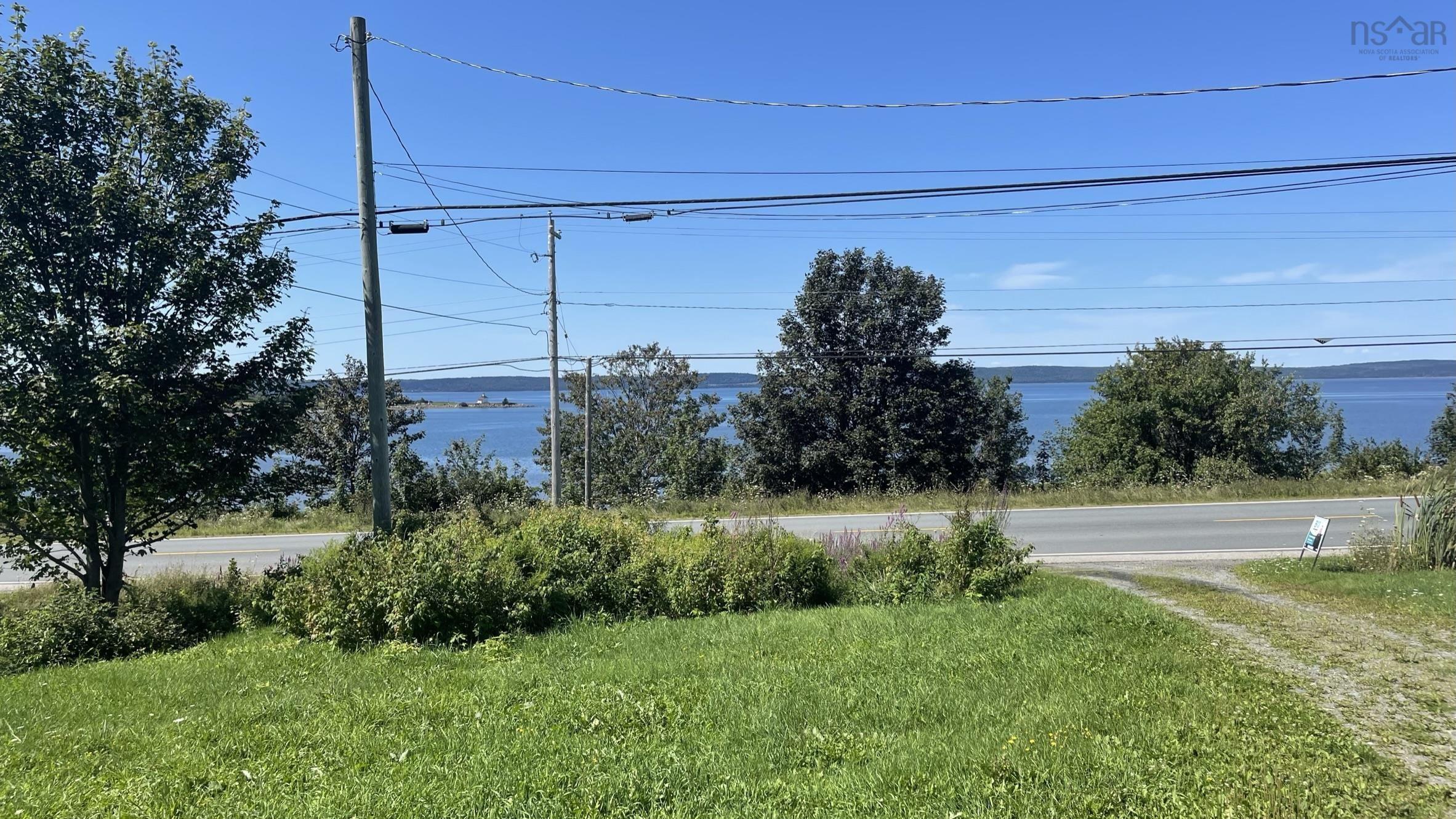 $158,000.00: 6674 Highway 101, Gilberts Cove