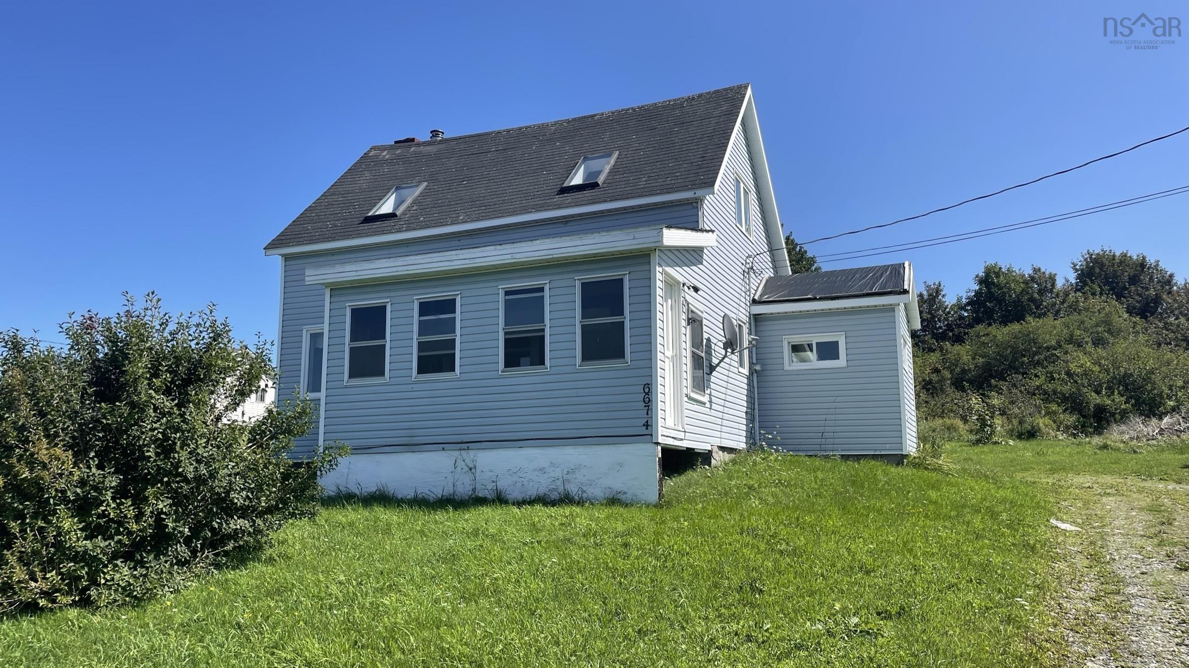 $158,000.00: 6674 Highway 101, Gilberts Cove