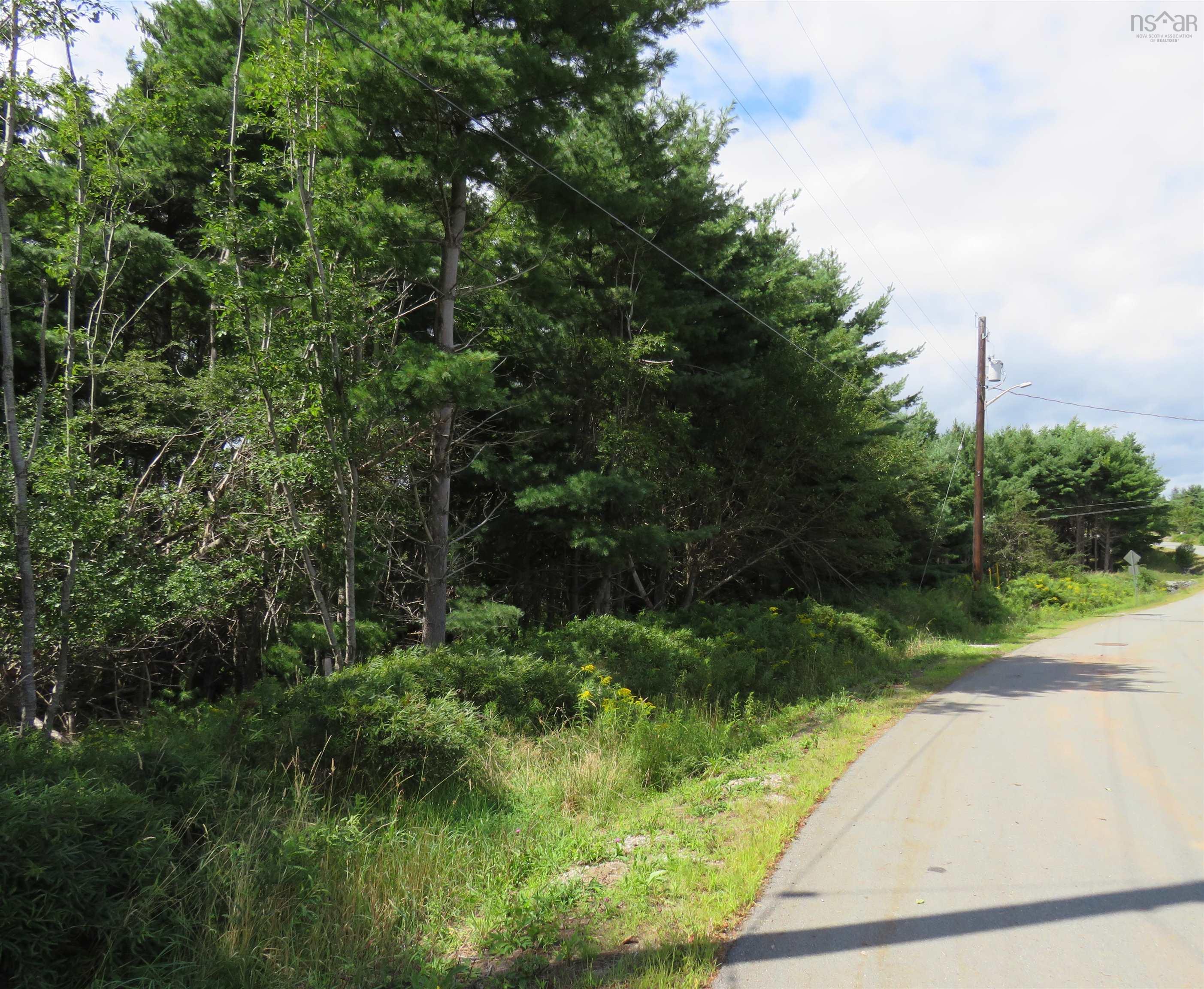 $65,000.00: Lot 225 Hawthorn Road, Mahone Bay