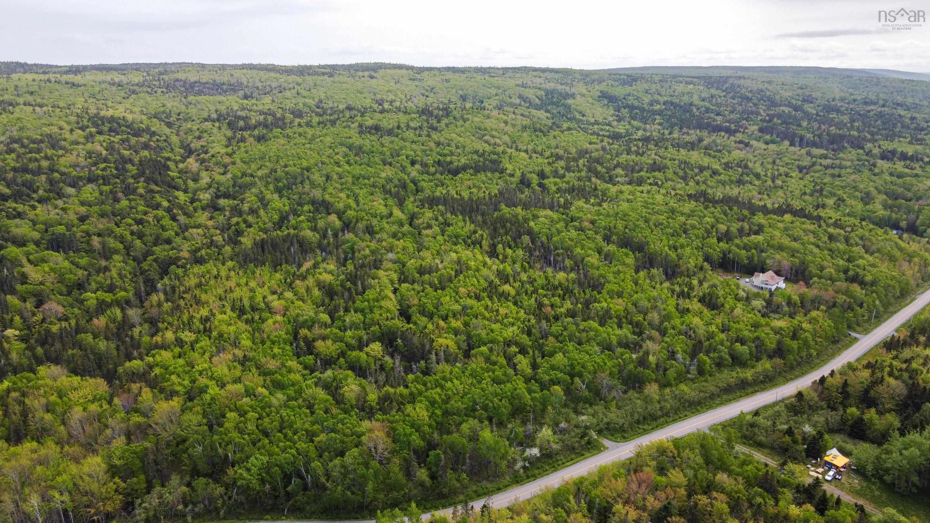 $69,000.00: Lot 2001-2C1 West Bay Highway, Roberta