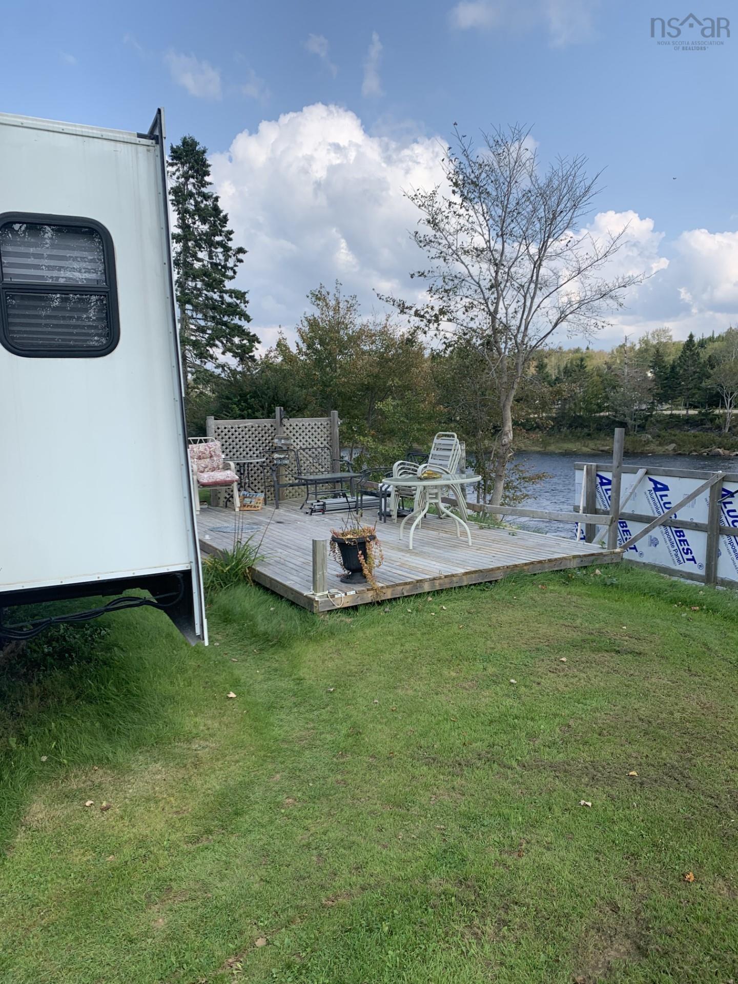 $850,000.00: 150 Hospital Road, Sherbrooke