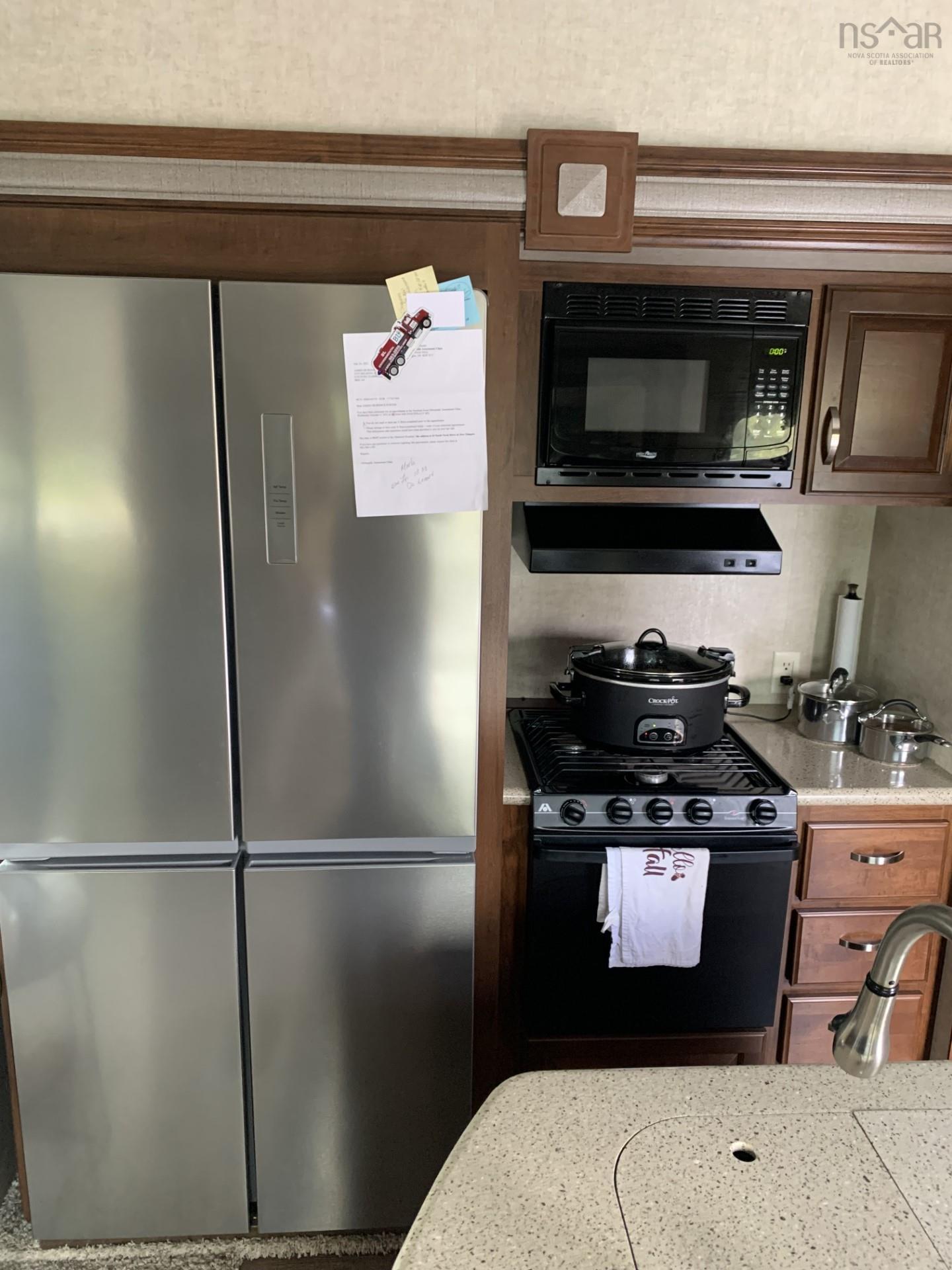 $850,000.00: 150 Hospital Road, Sherbrooke