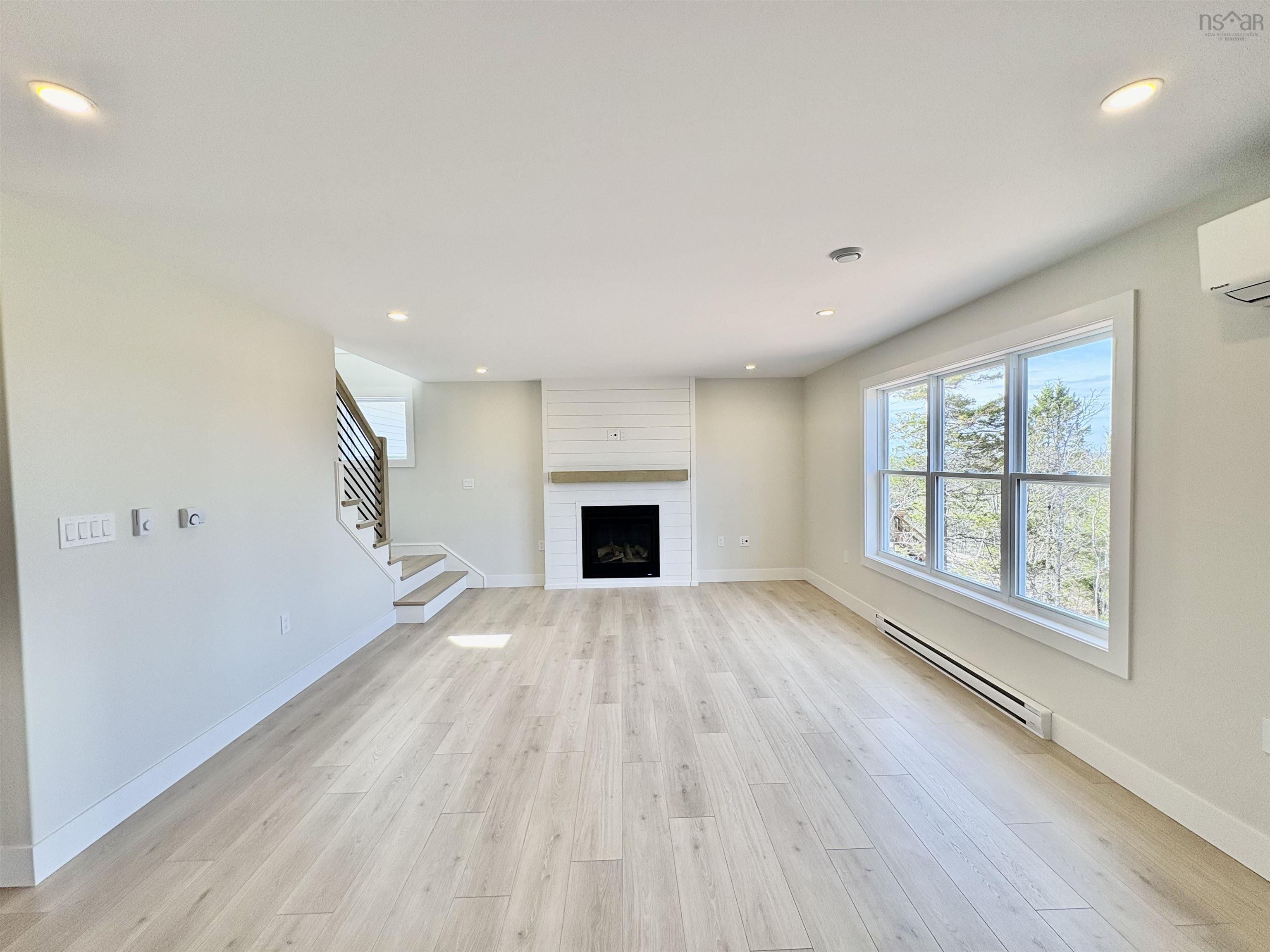 $885,000.00: 1271 Fleetwood Drive, Fall River