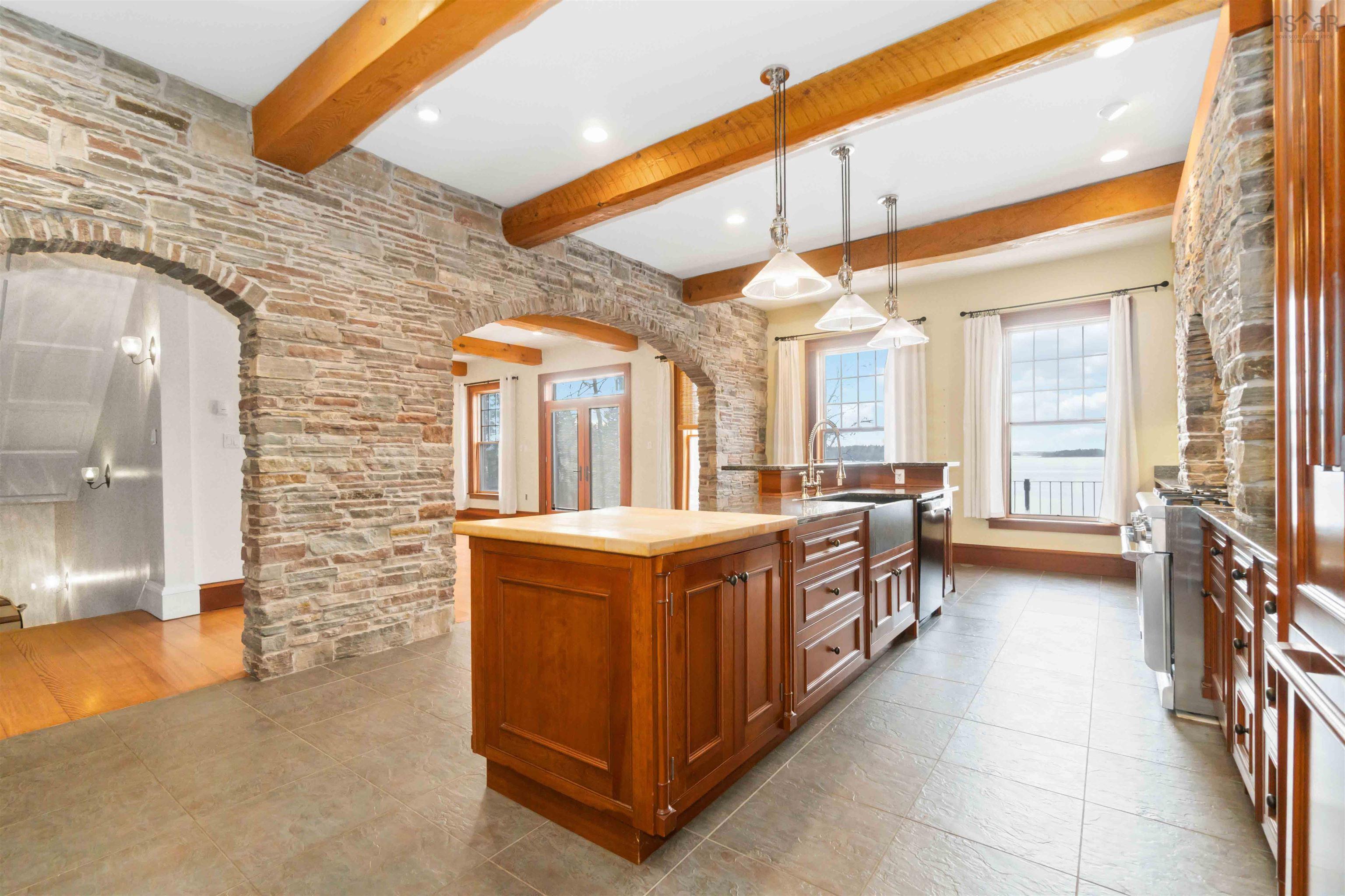 $2,950,000.00: 13 Shepherds Lane, Tantallon