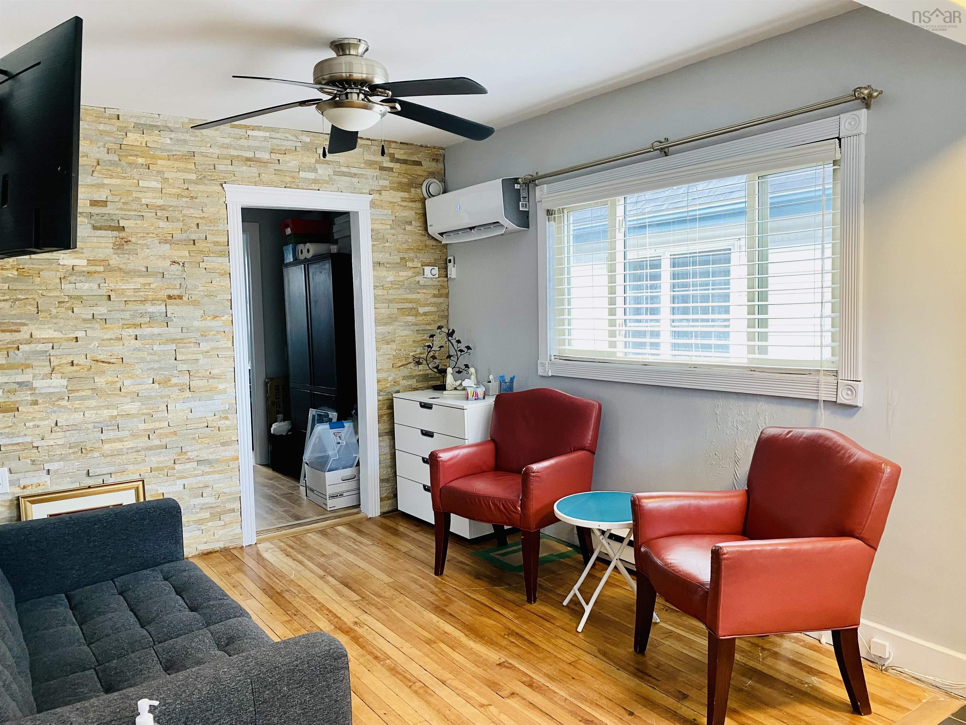 $759,000.00: 170 Ochterloney Street, Dartmouth