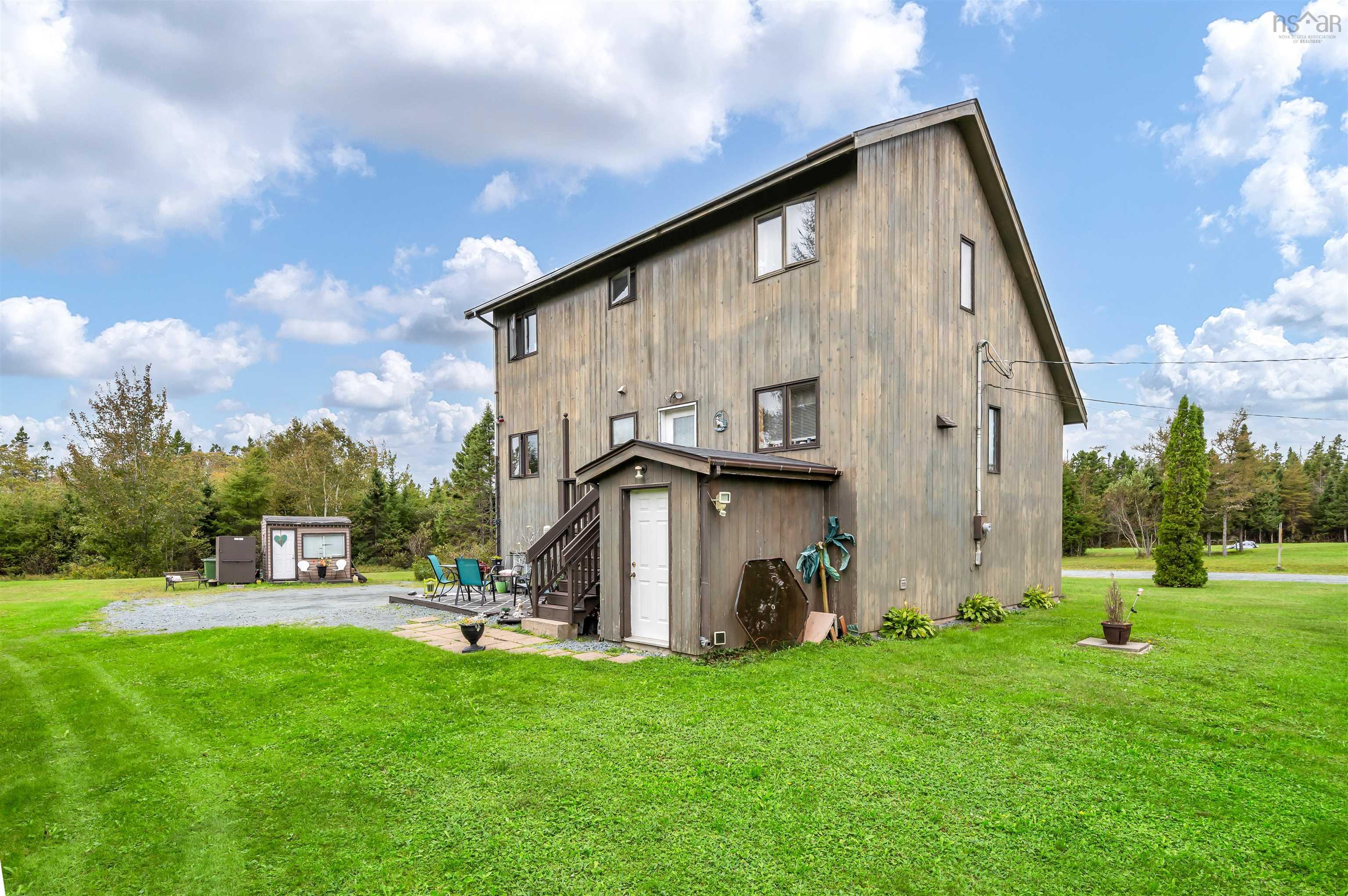 $2,750,000.00: 5 Corrie Lane, West Porters Lake