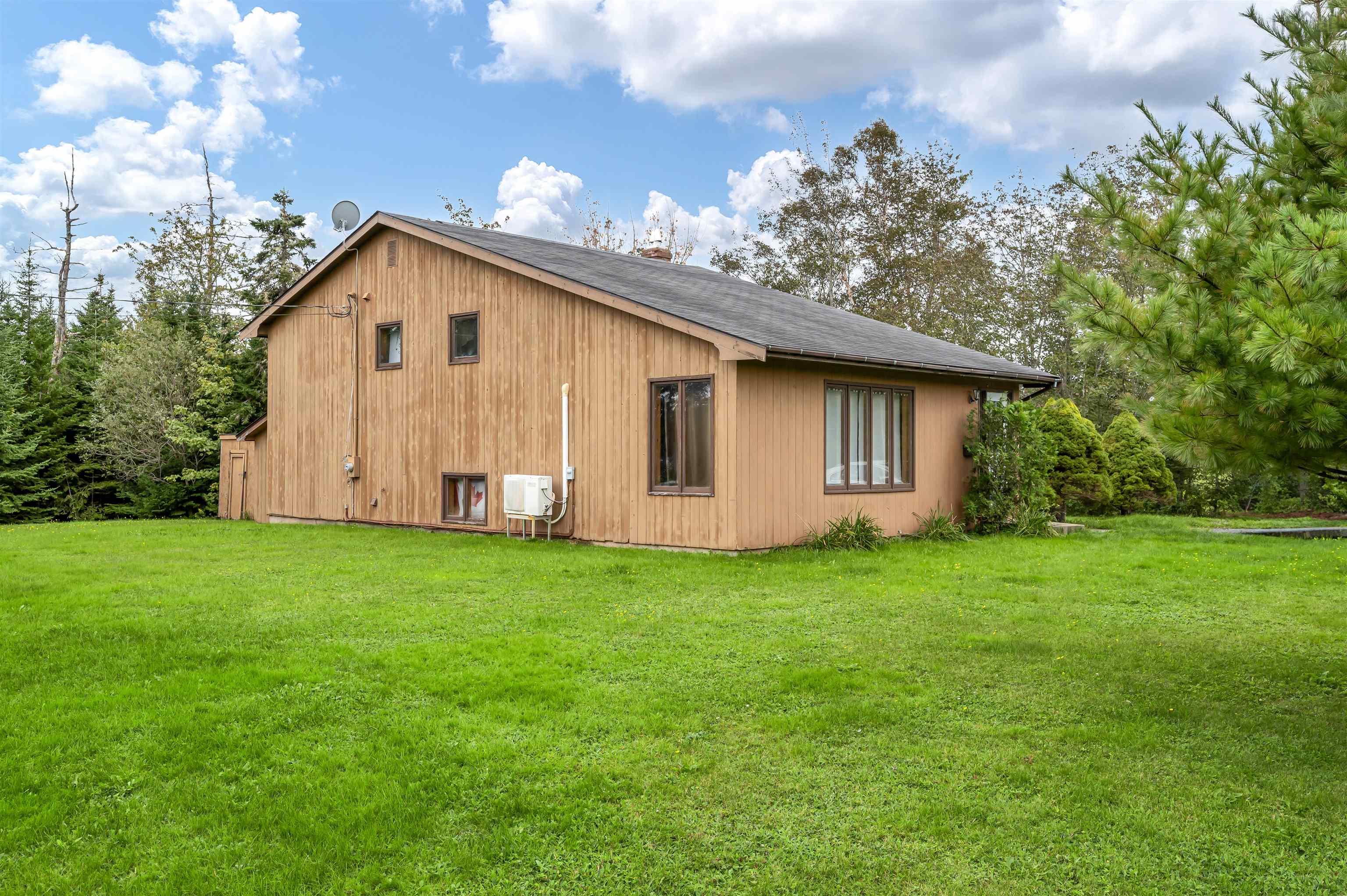 $2,750,000.00: 5 Corrie Lane, West Porters Lake