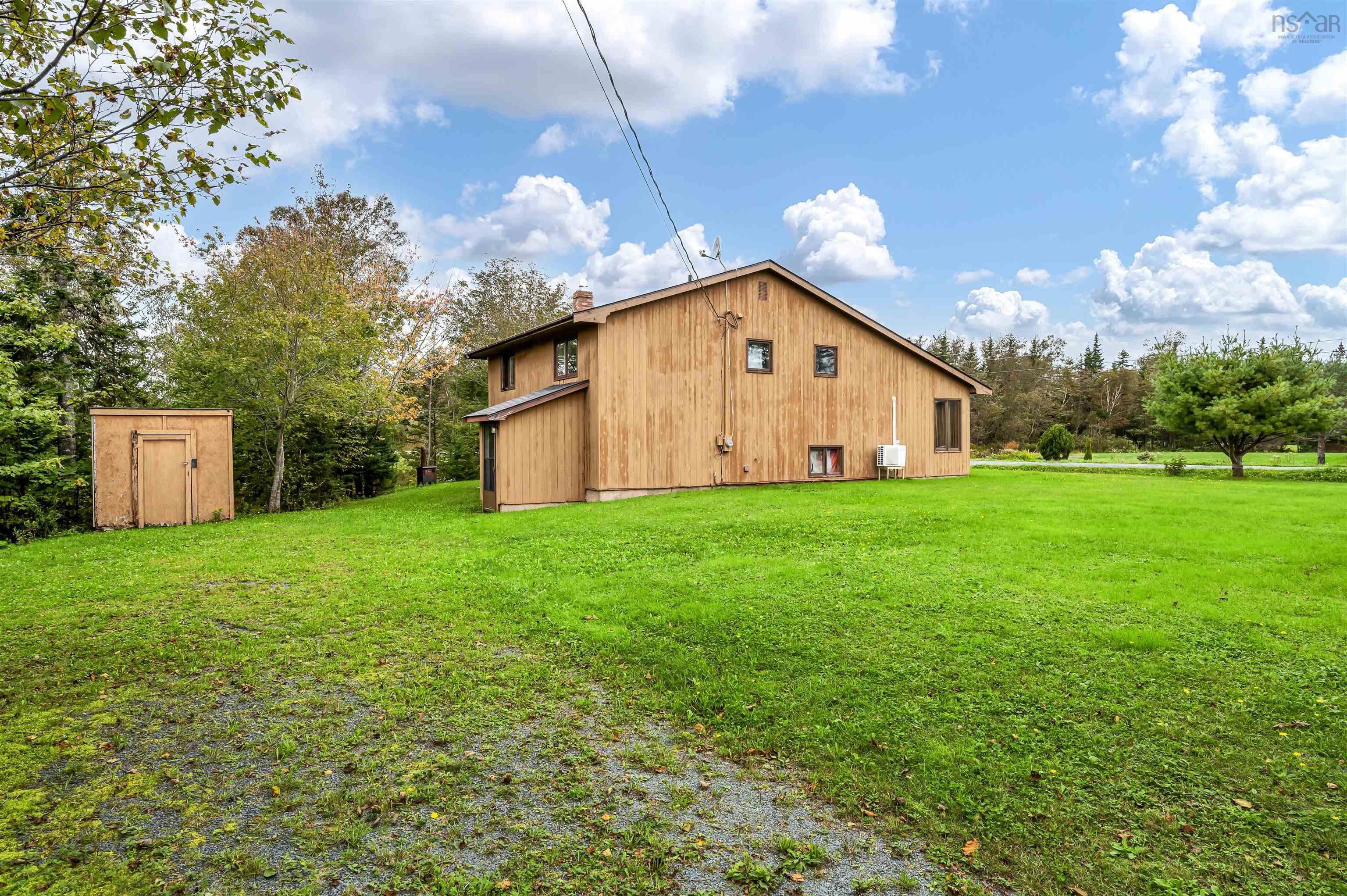 $2,750,000.00: 5 Corrie Lane, West Porters Lake