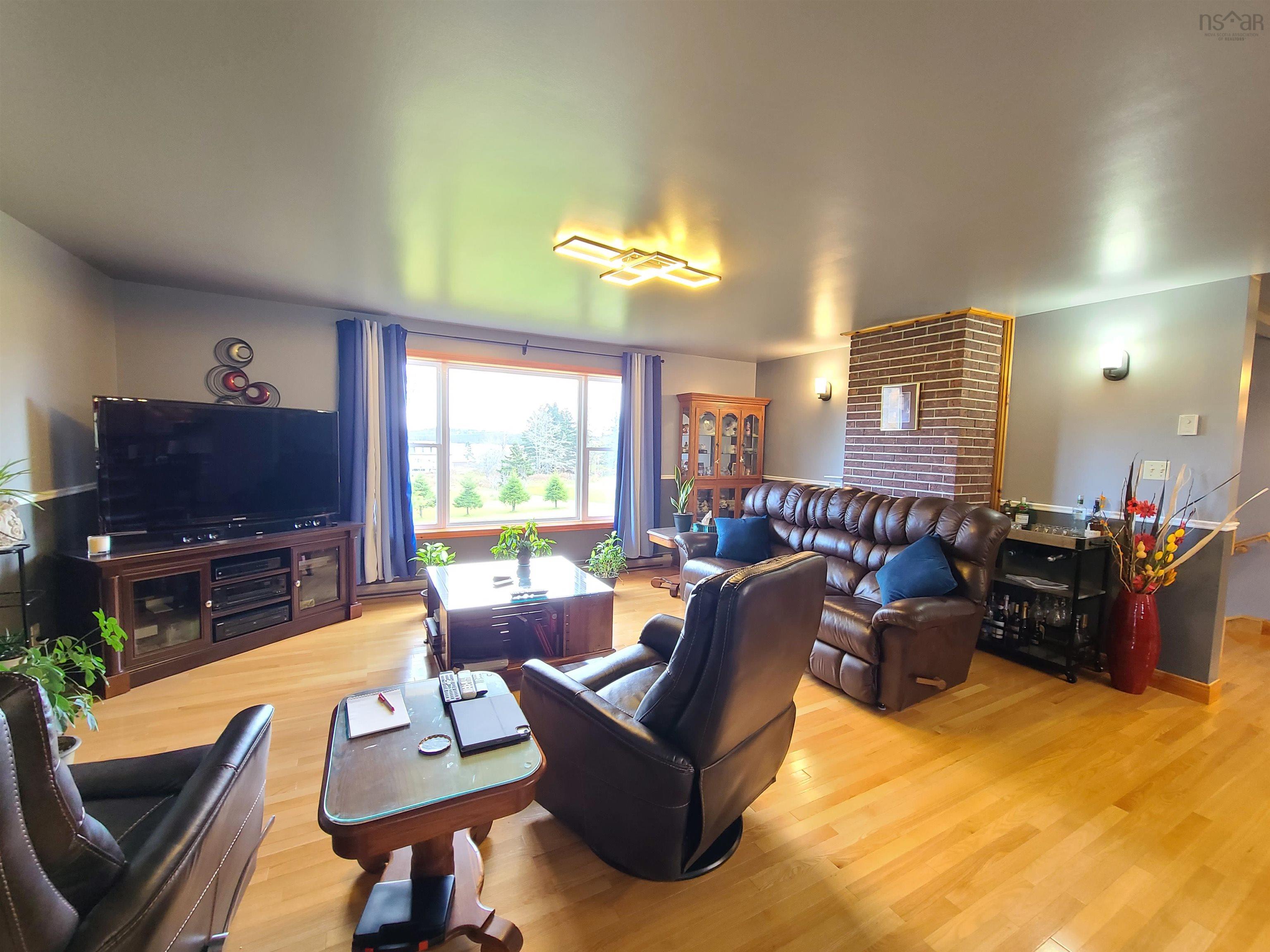 $640,000.00: 110 De Raymond Street, St. Peter