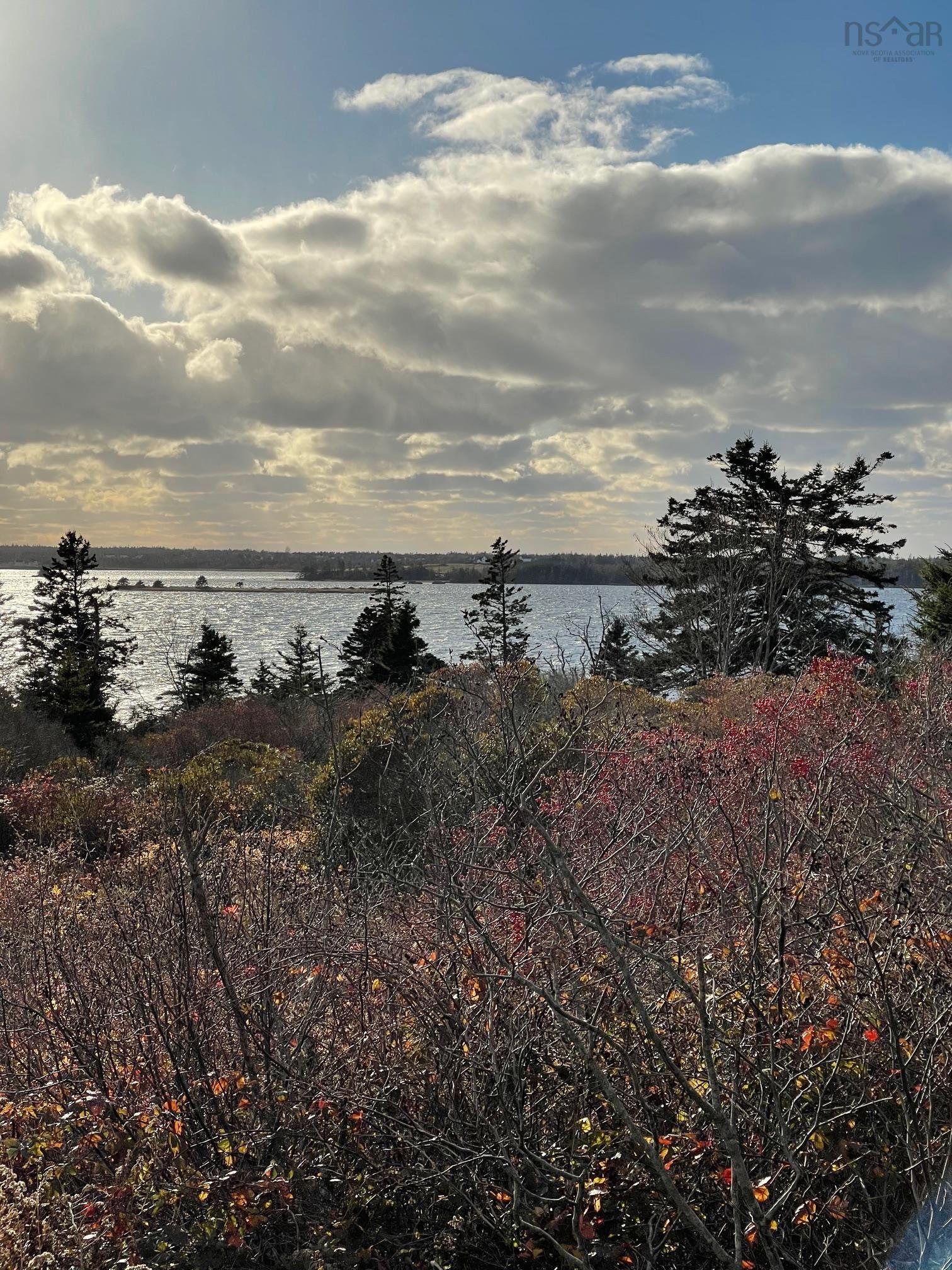 $124,900.00: 1139 Highway 3, Middle East Pubnico