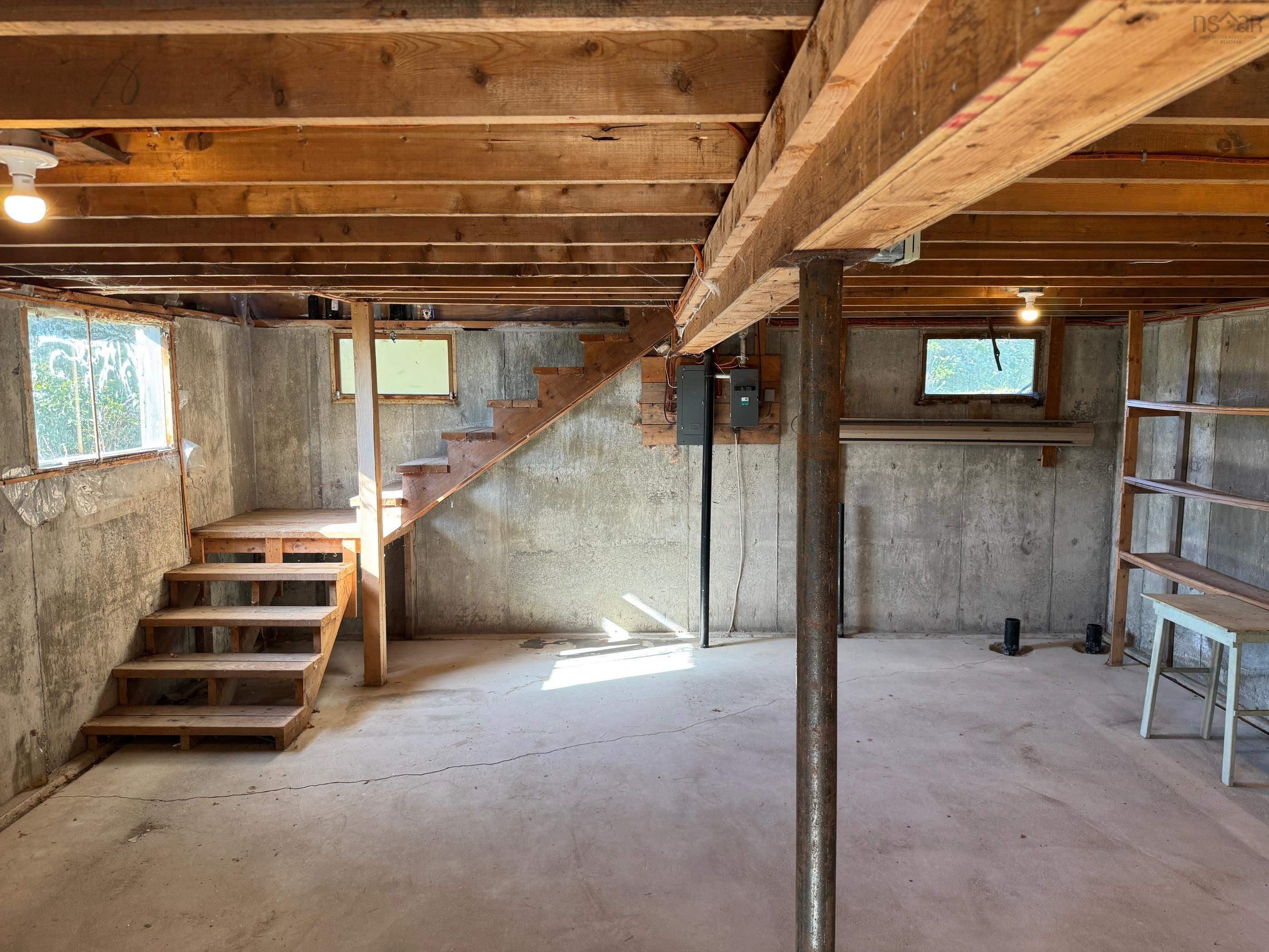 $124,900.00: 1139 Highway 3, Middle East Pubnico