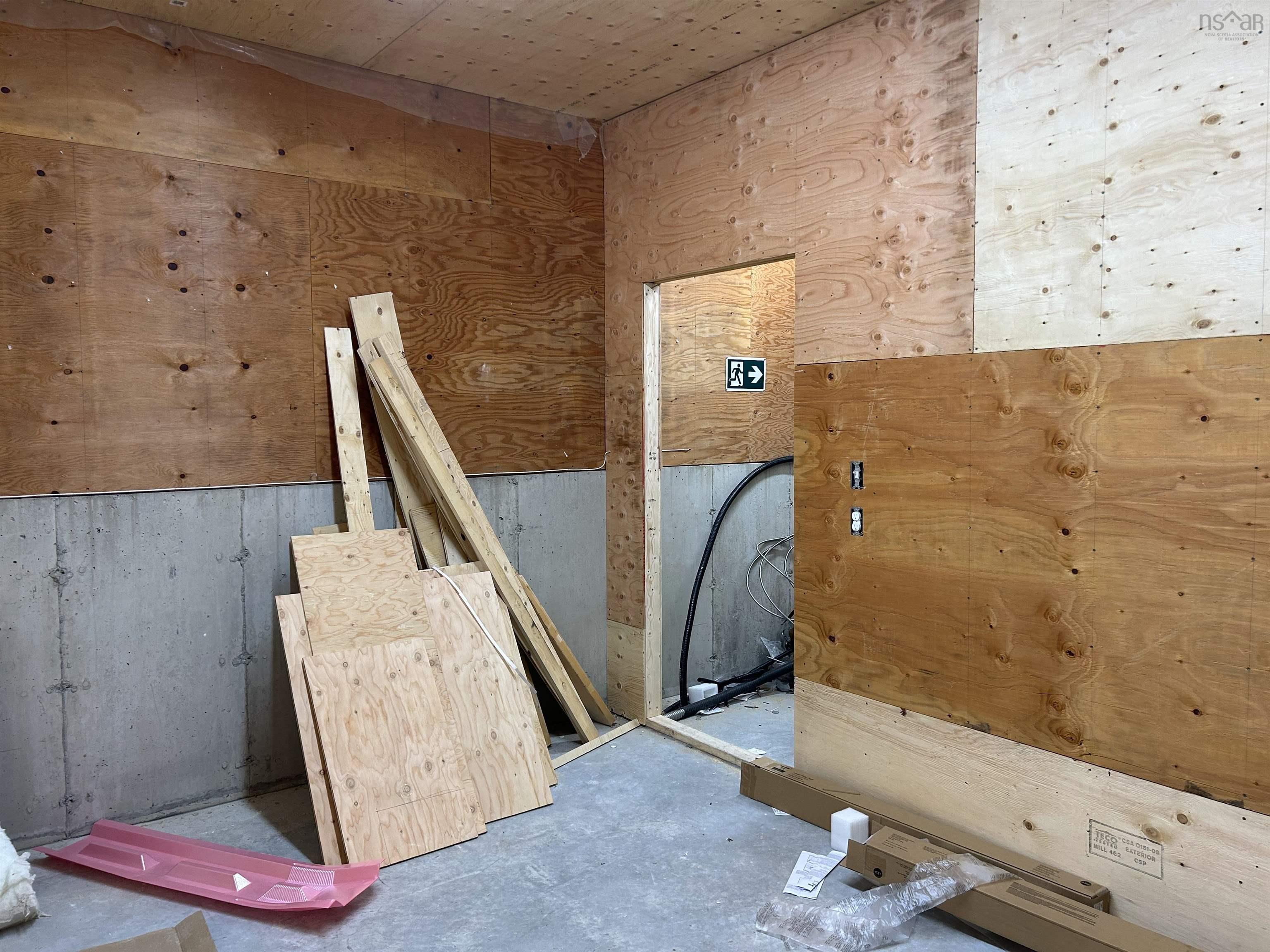 $895,000.00: 151 Stirl