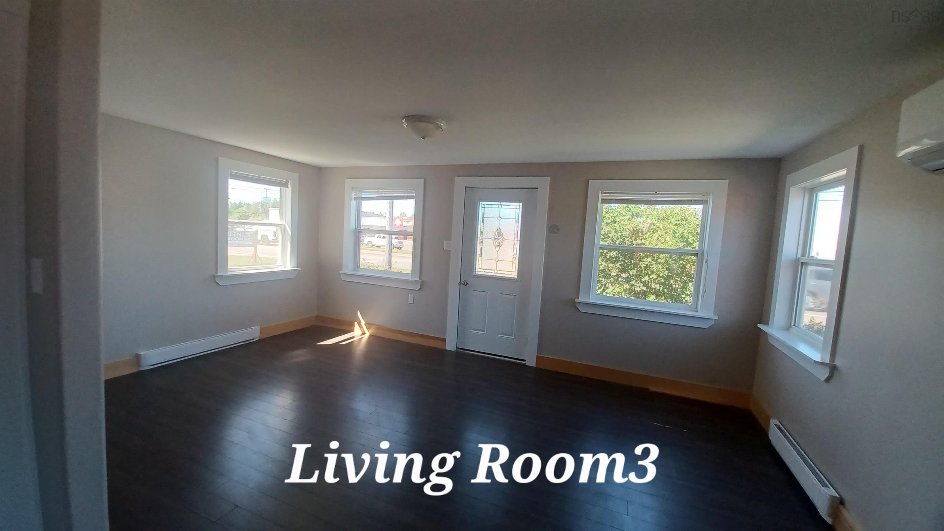 $849,900.00: 244/246/248 Pictou Road, Bible Hill